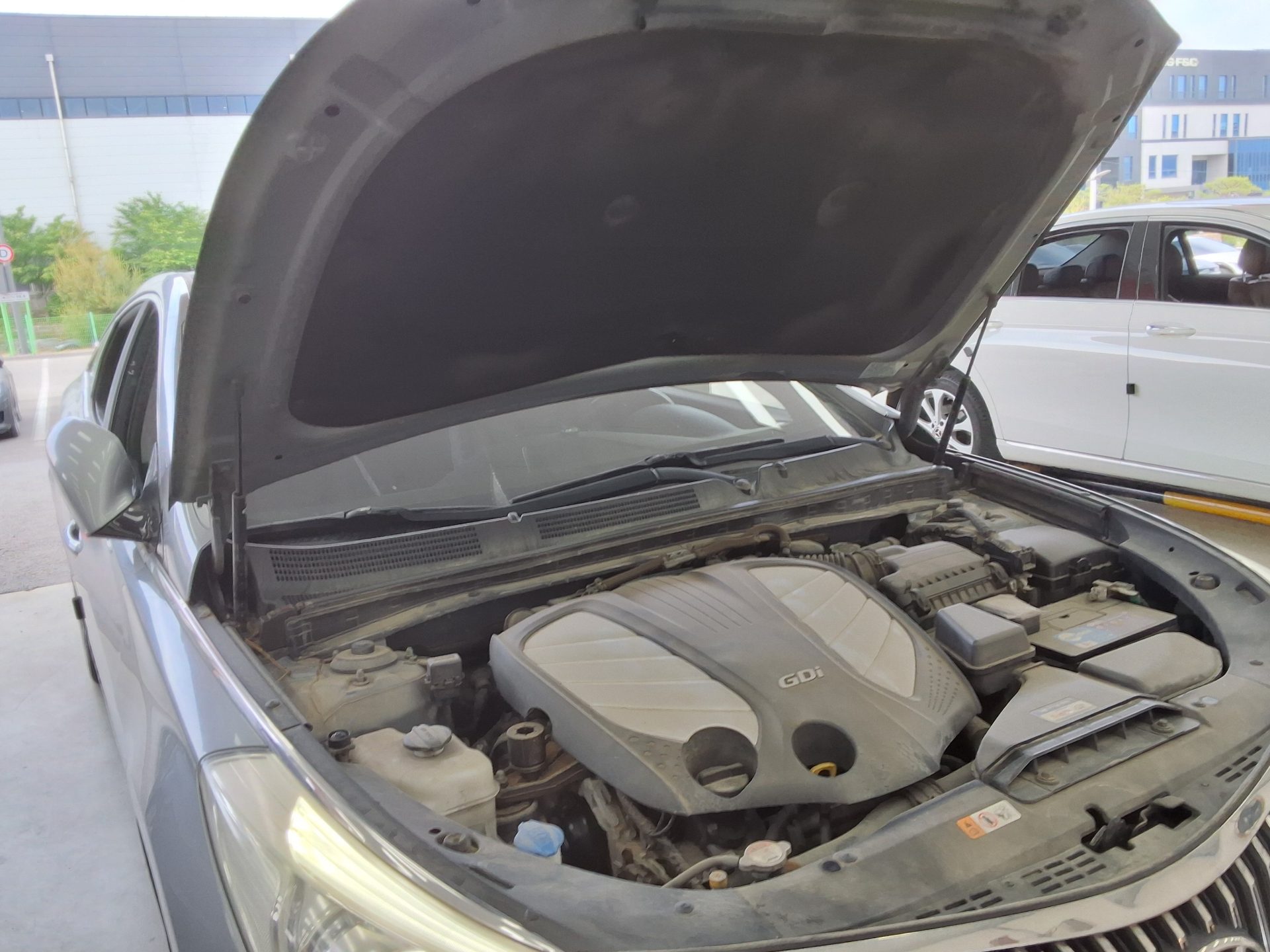 Hyundai Grandeur - 17