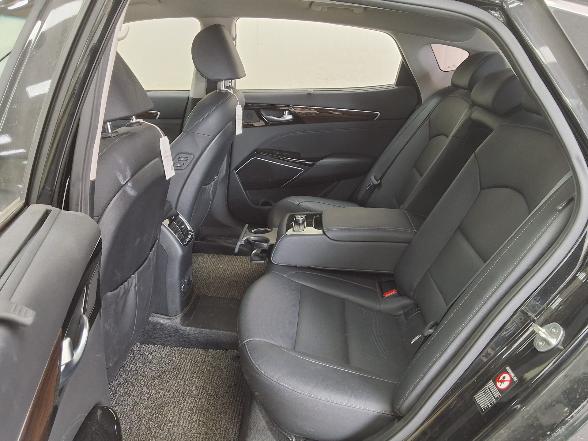 2019 - kia k7