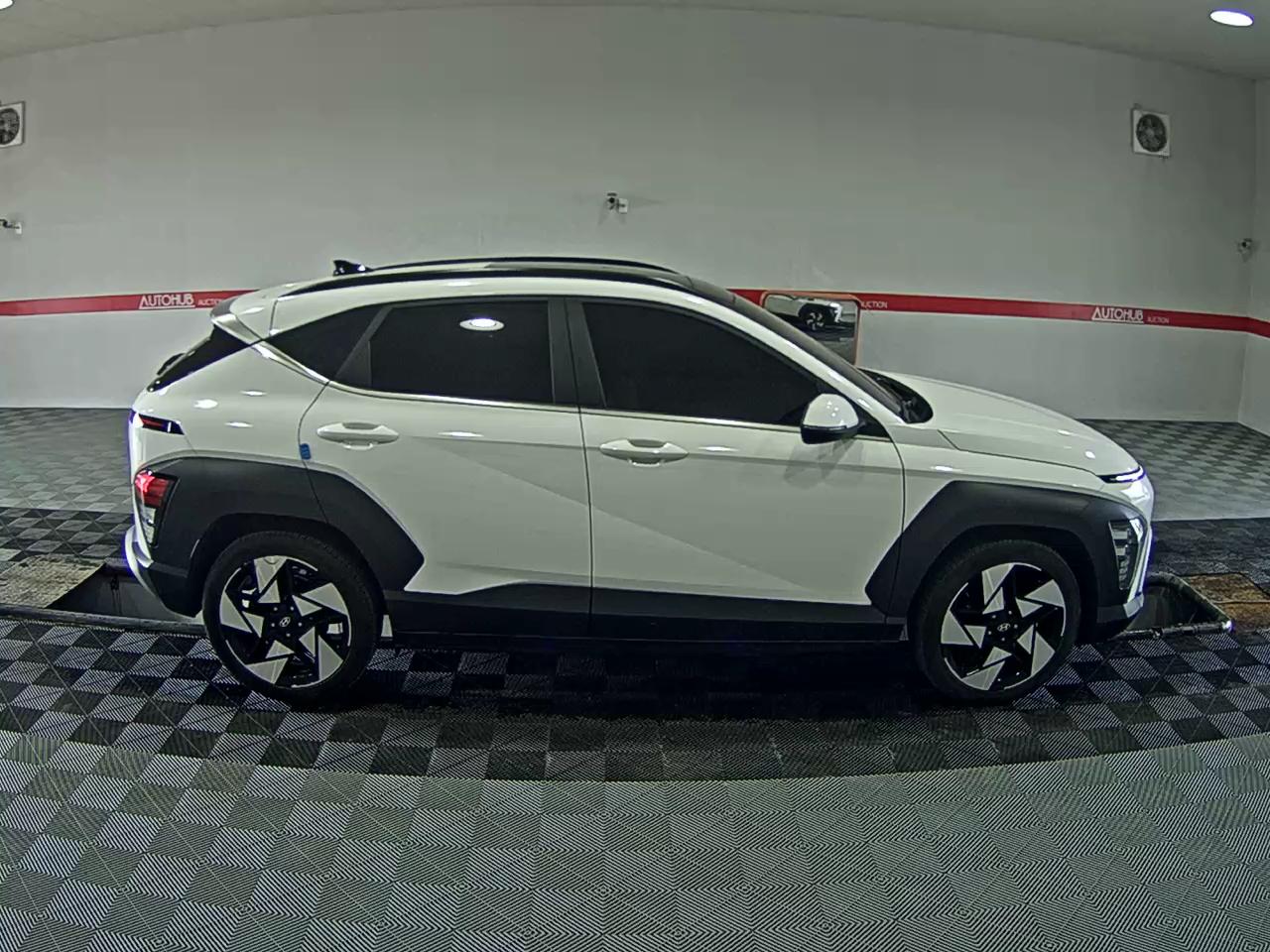 2023 - hyundai kona