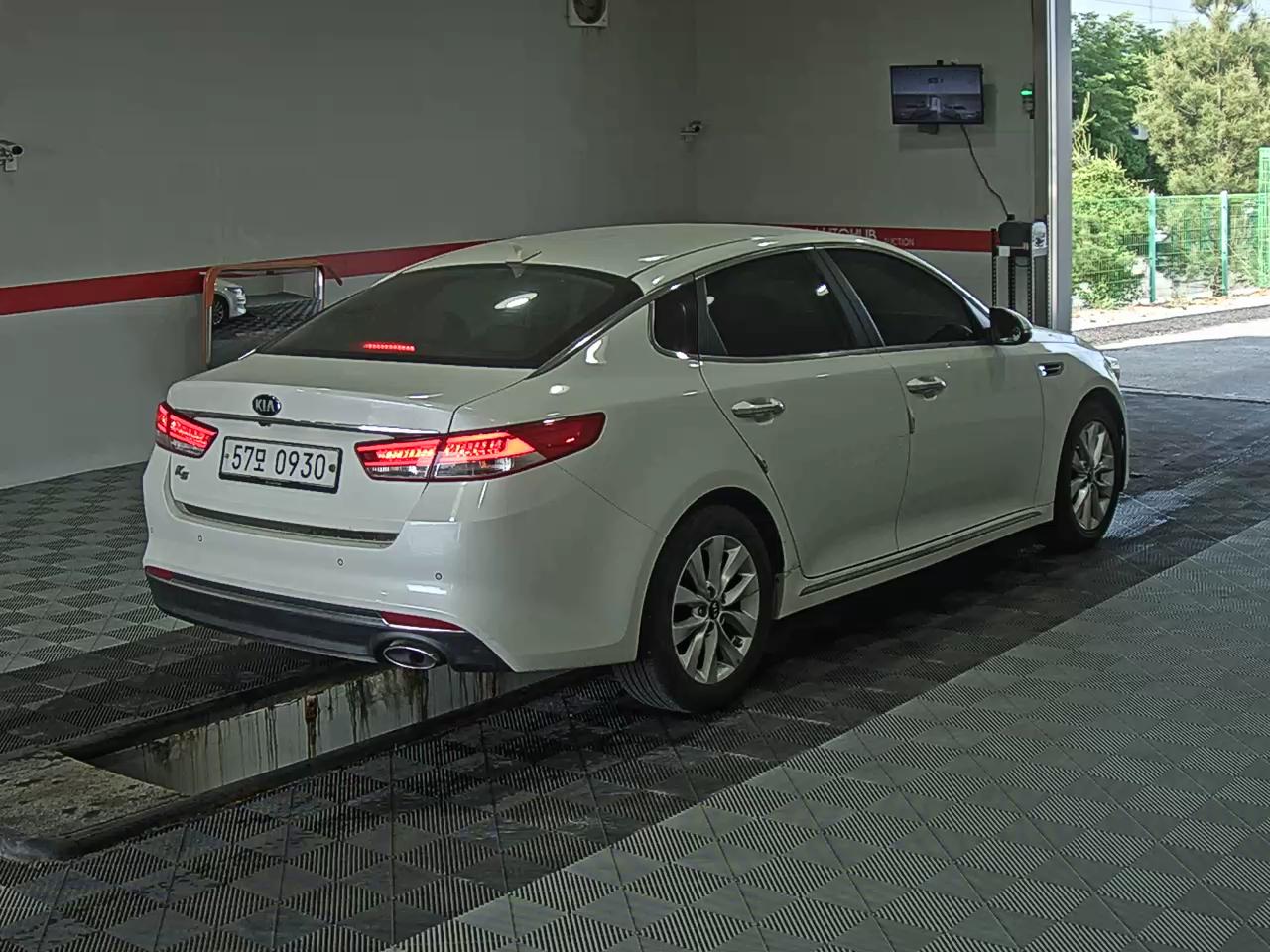 2016 - kia k5