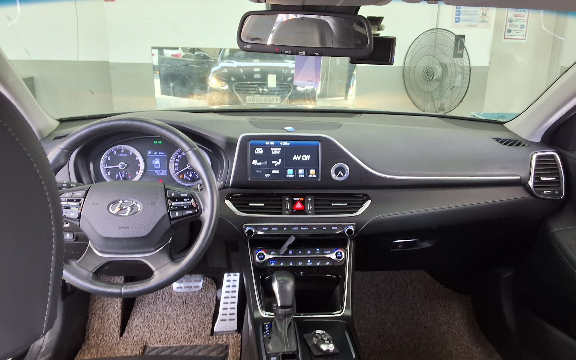 2017 - hyundai grandeur