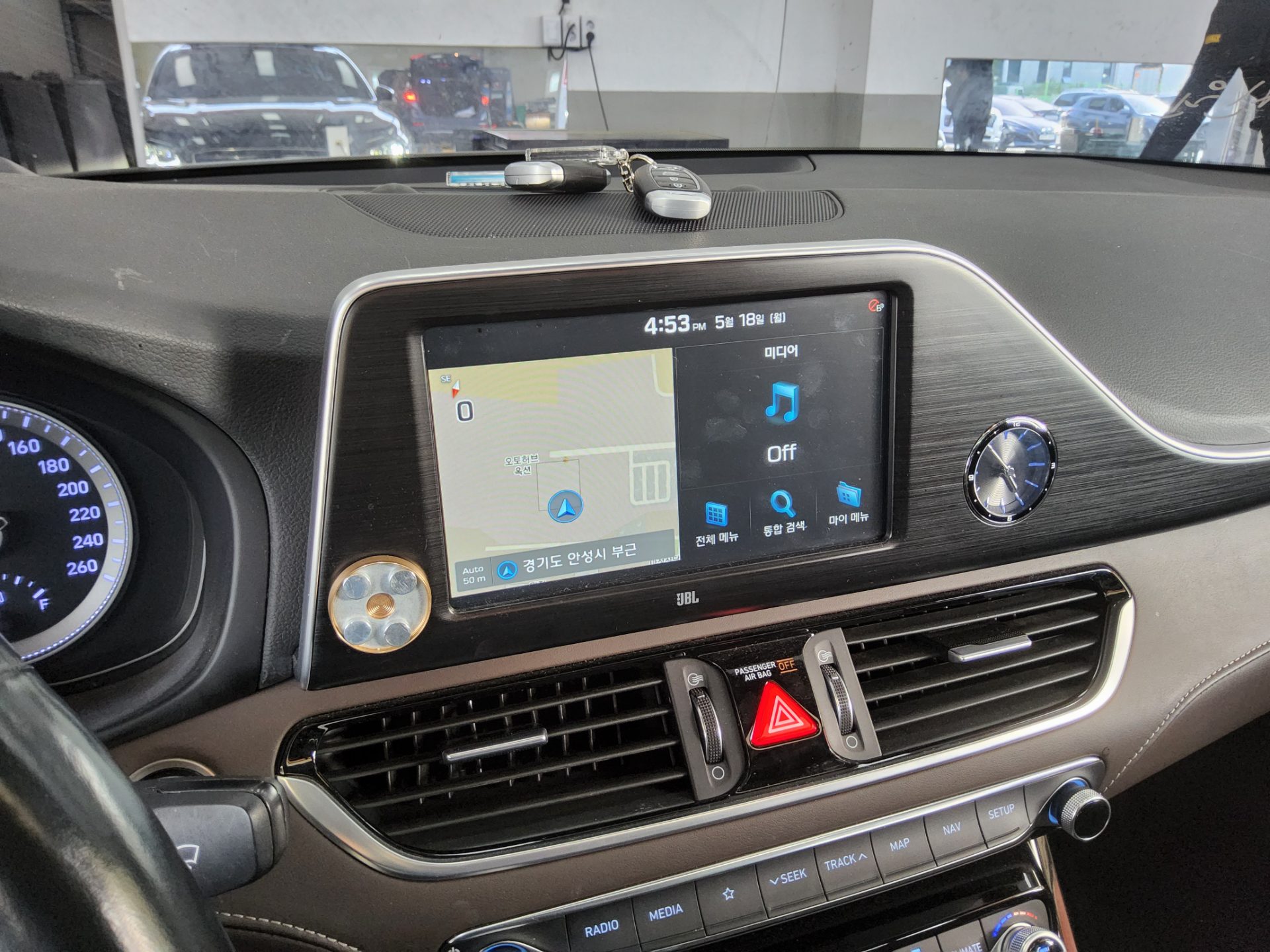 2018 - hyundai grandeur