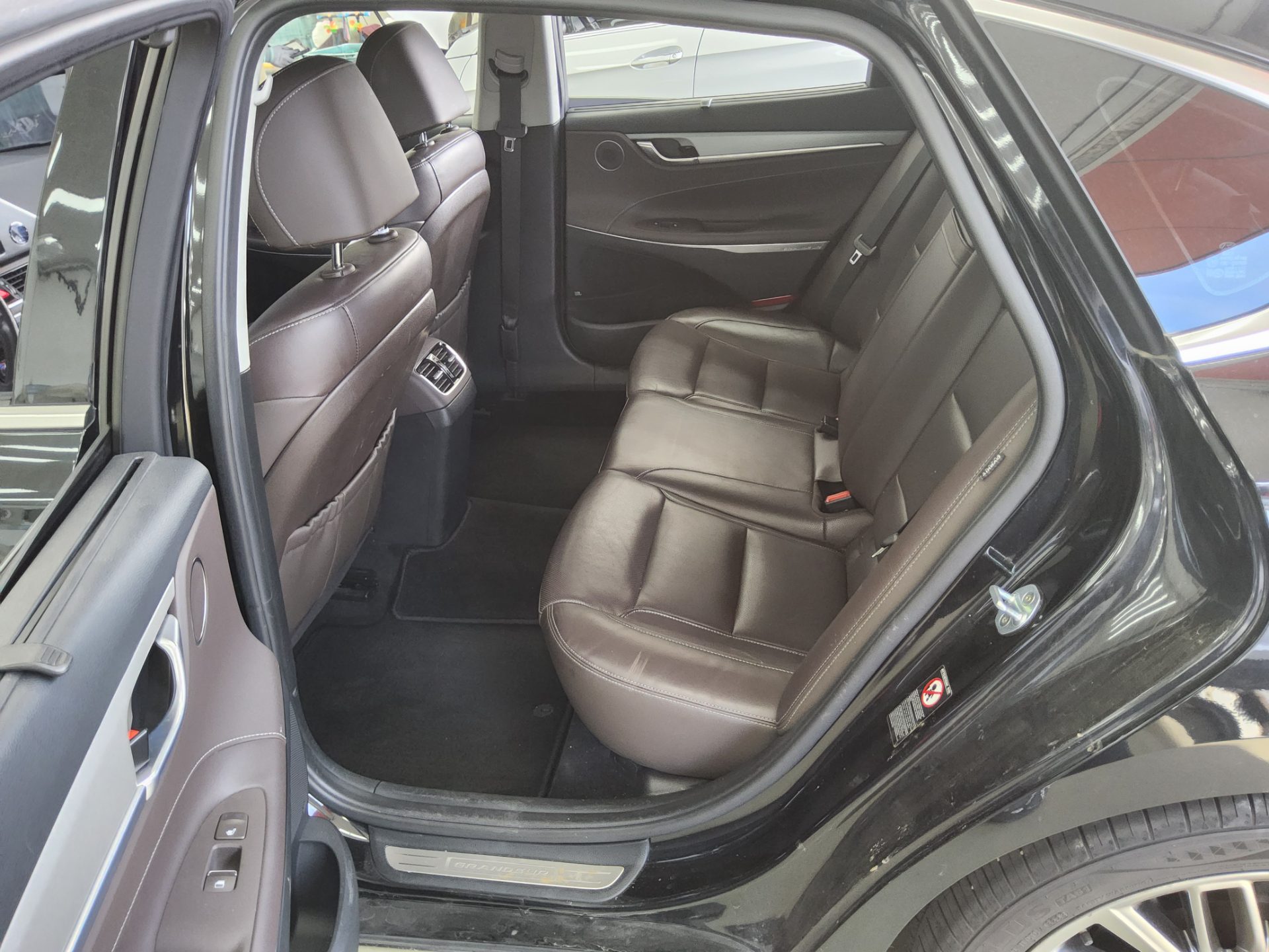 2018 - hyundai grandeur