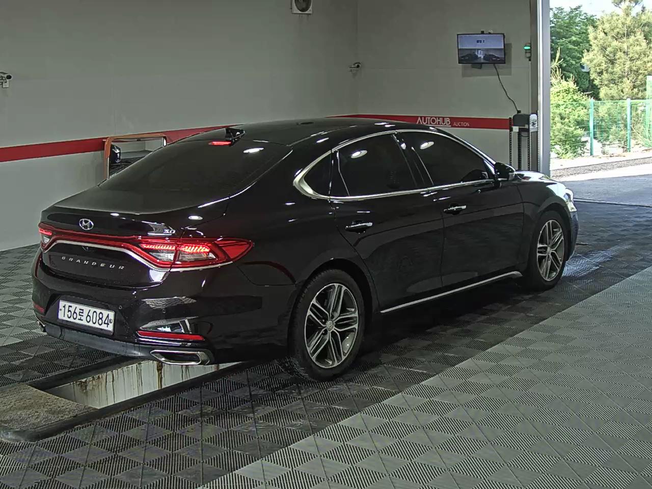 2017 - hyundai grandeur