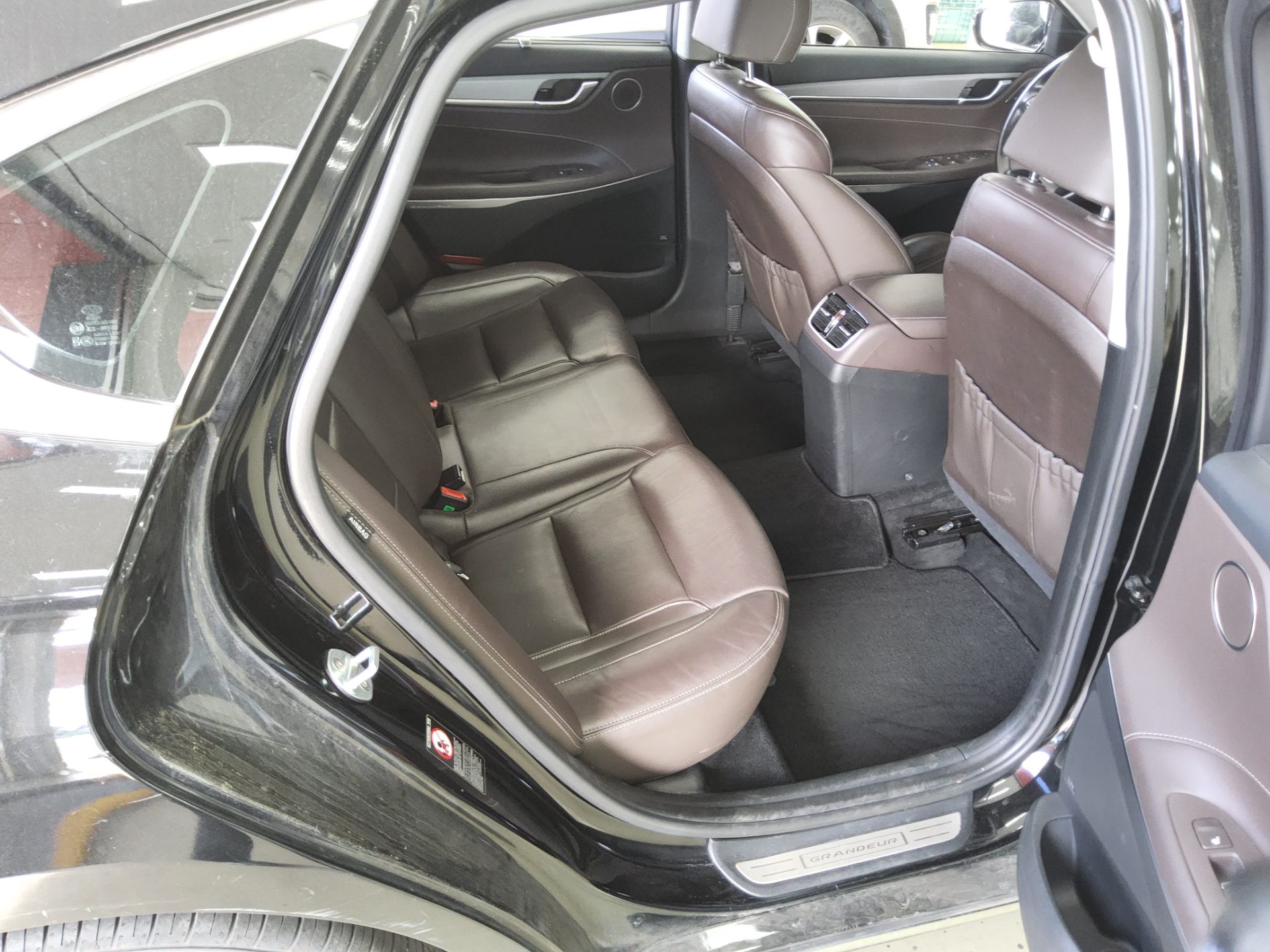 2018 - hyundai grandeur