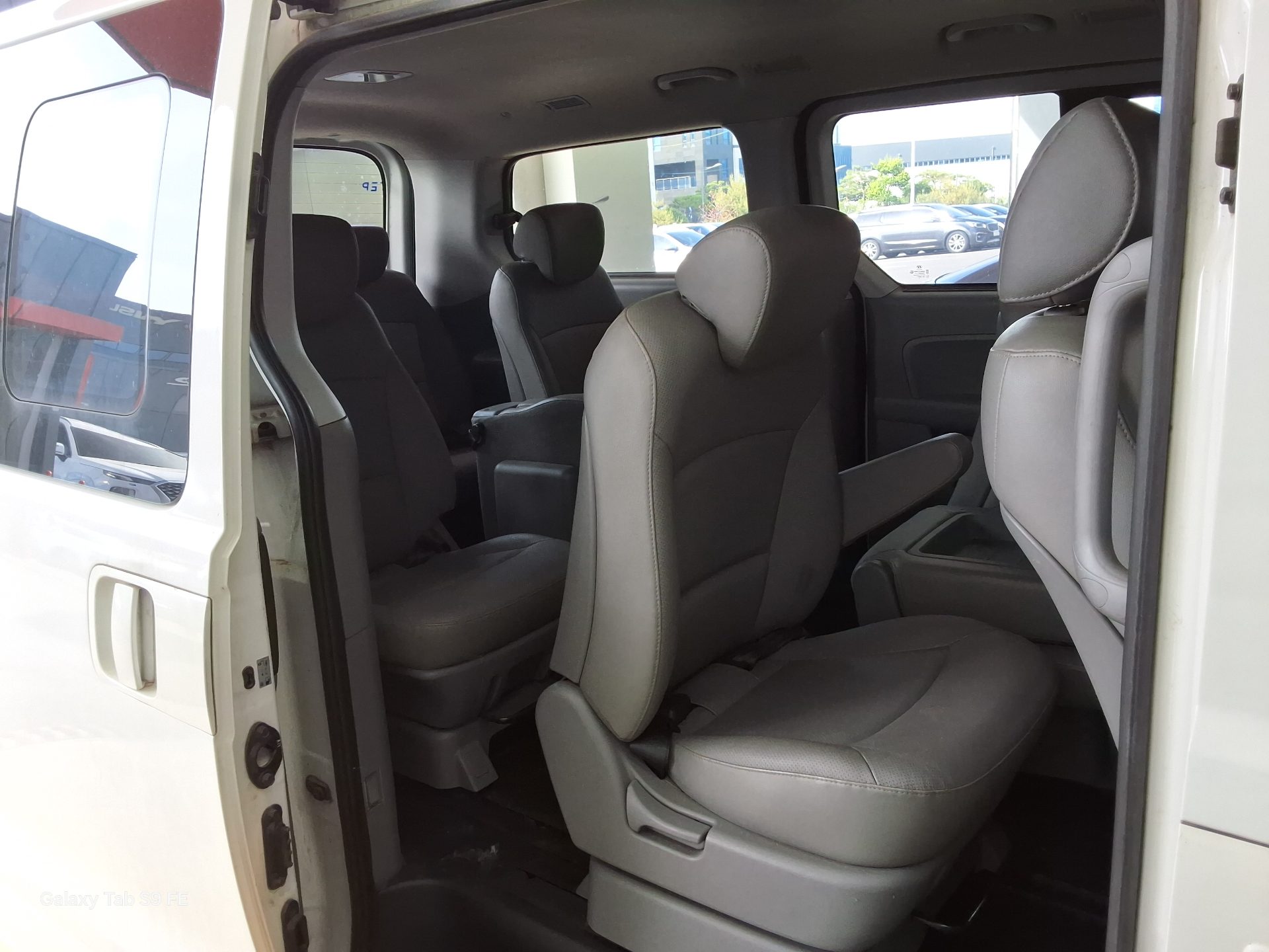 2017 - hyundai grand starex