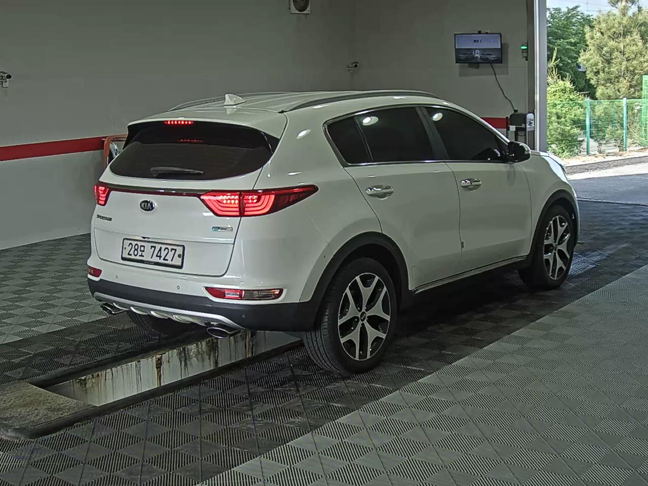2017 - kia sportage