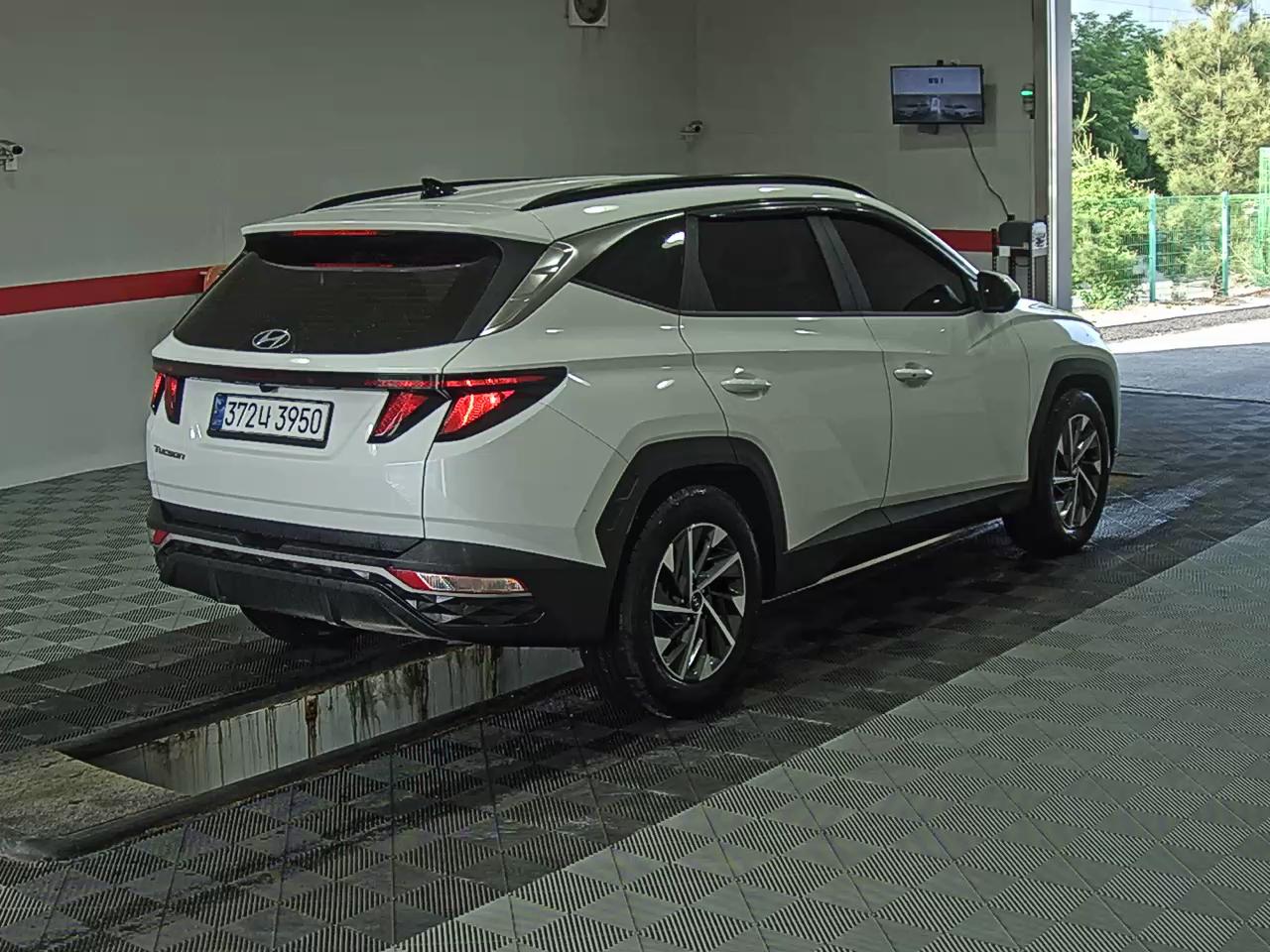 2021 - hyundai tucson