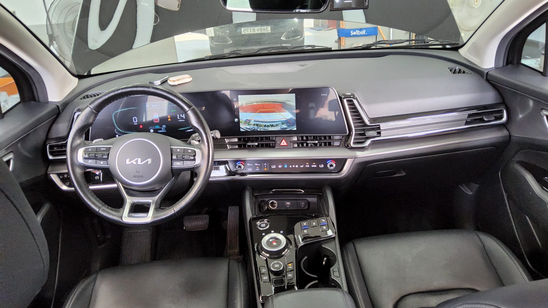 2022 - kia sportage