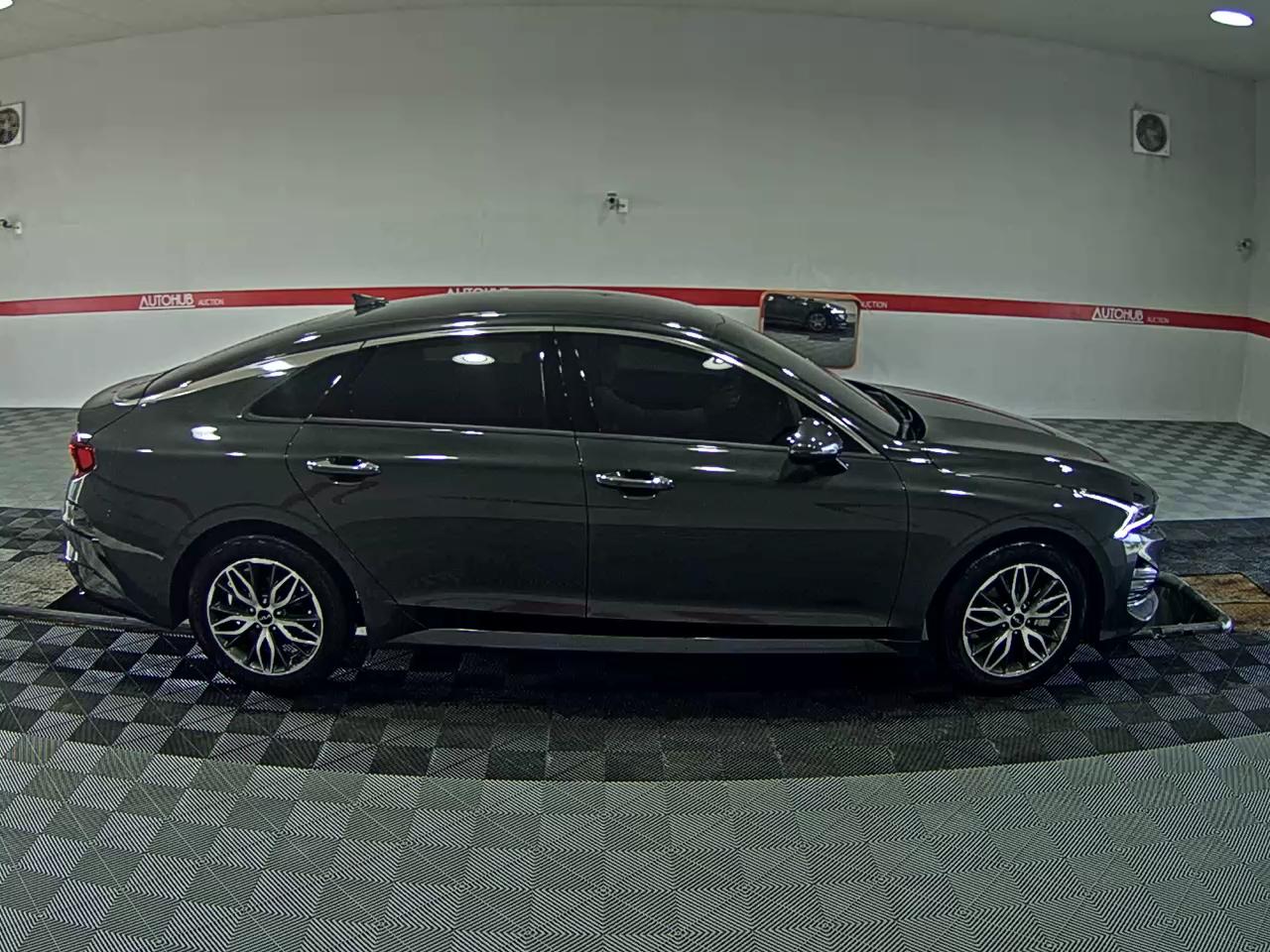 2023 - kia k5