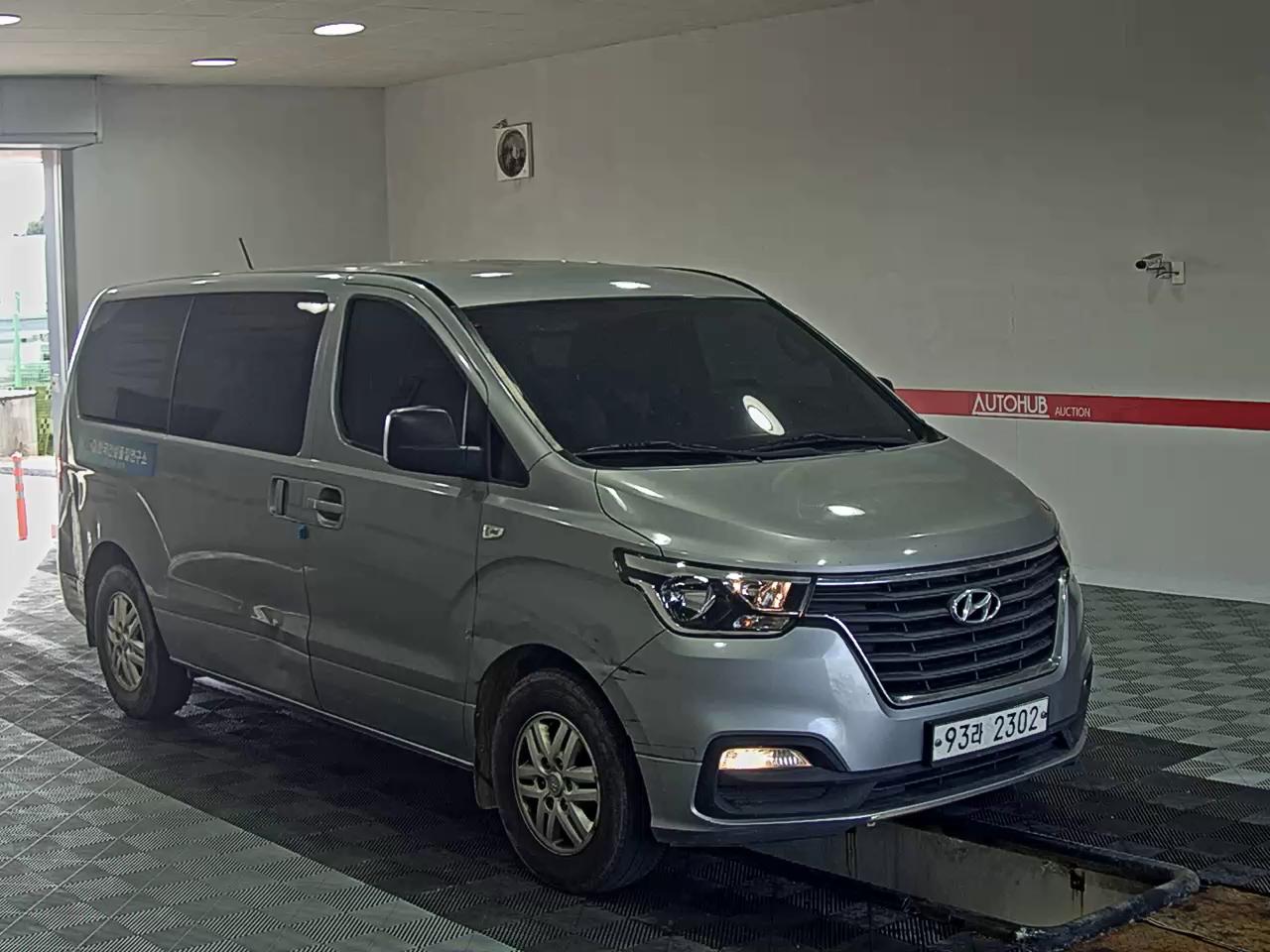 2021 - hyundai grand starex