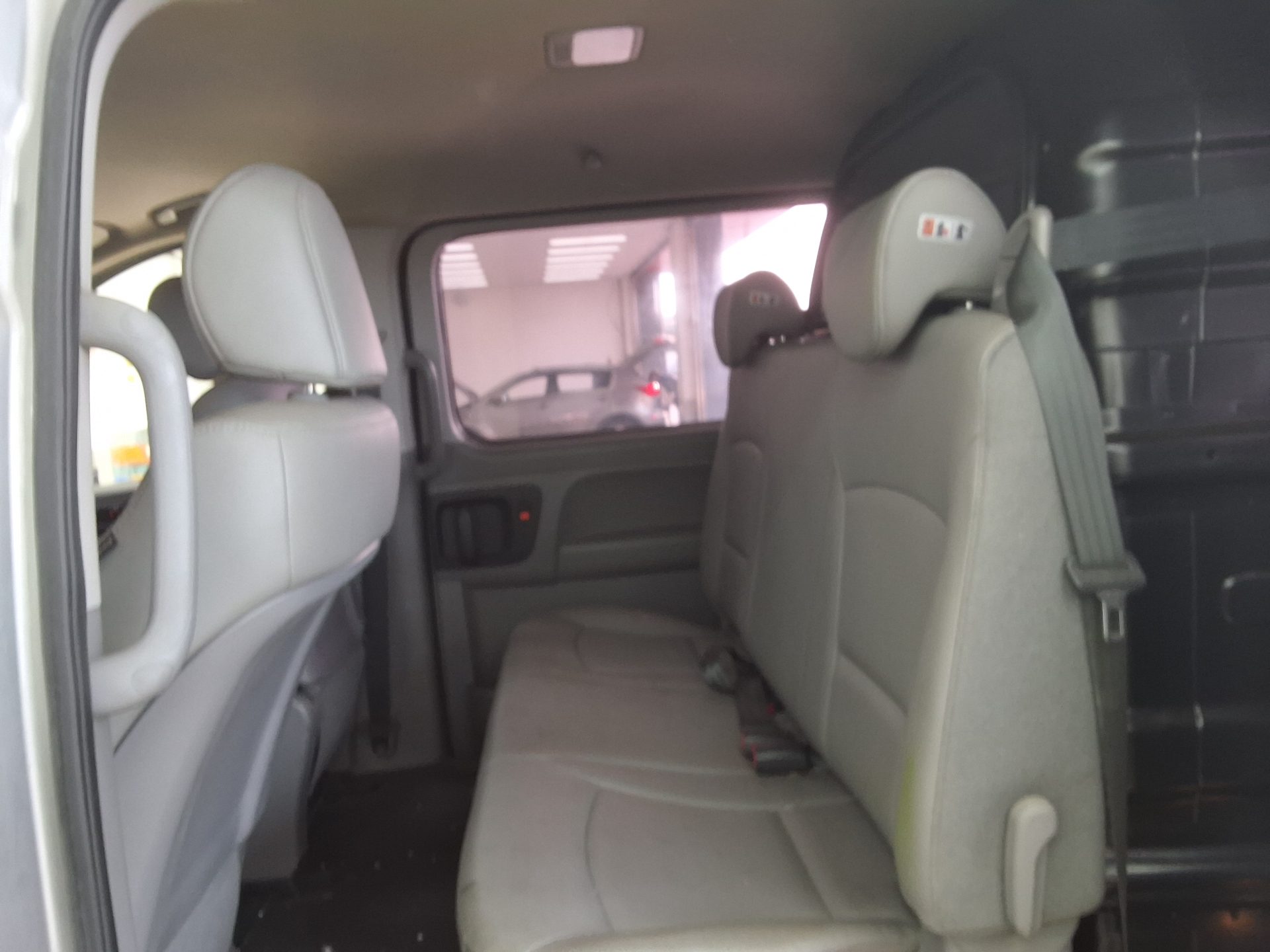 2019 - hyundai grand starex