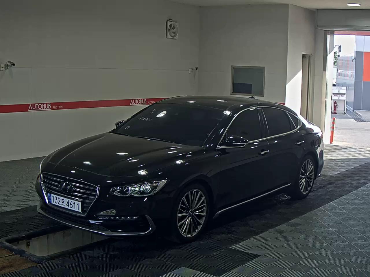 HYUNDAI GRANDEUR GDi CELEBRITY