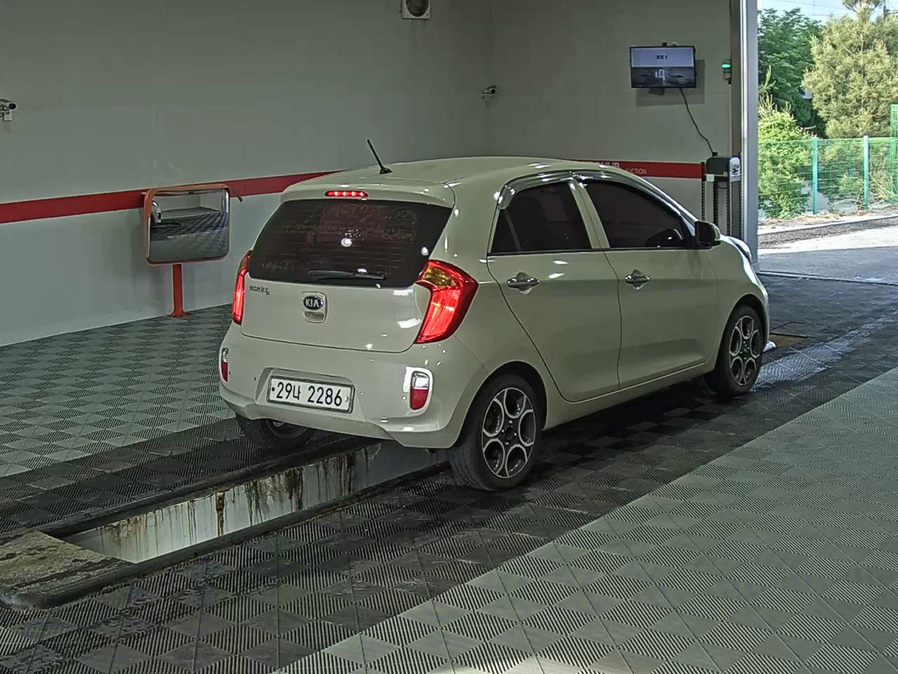 2013 - kia morning