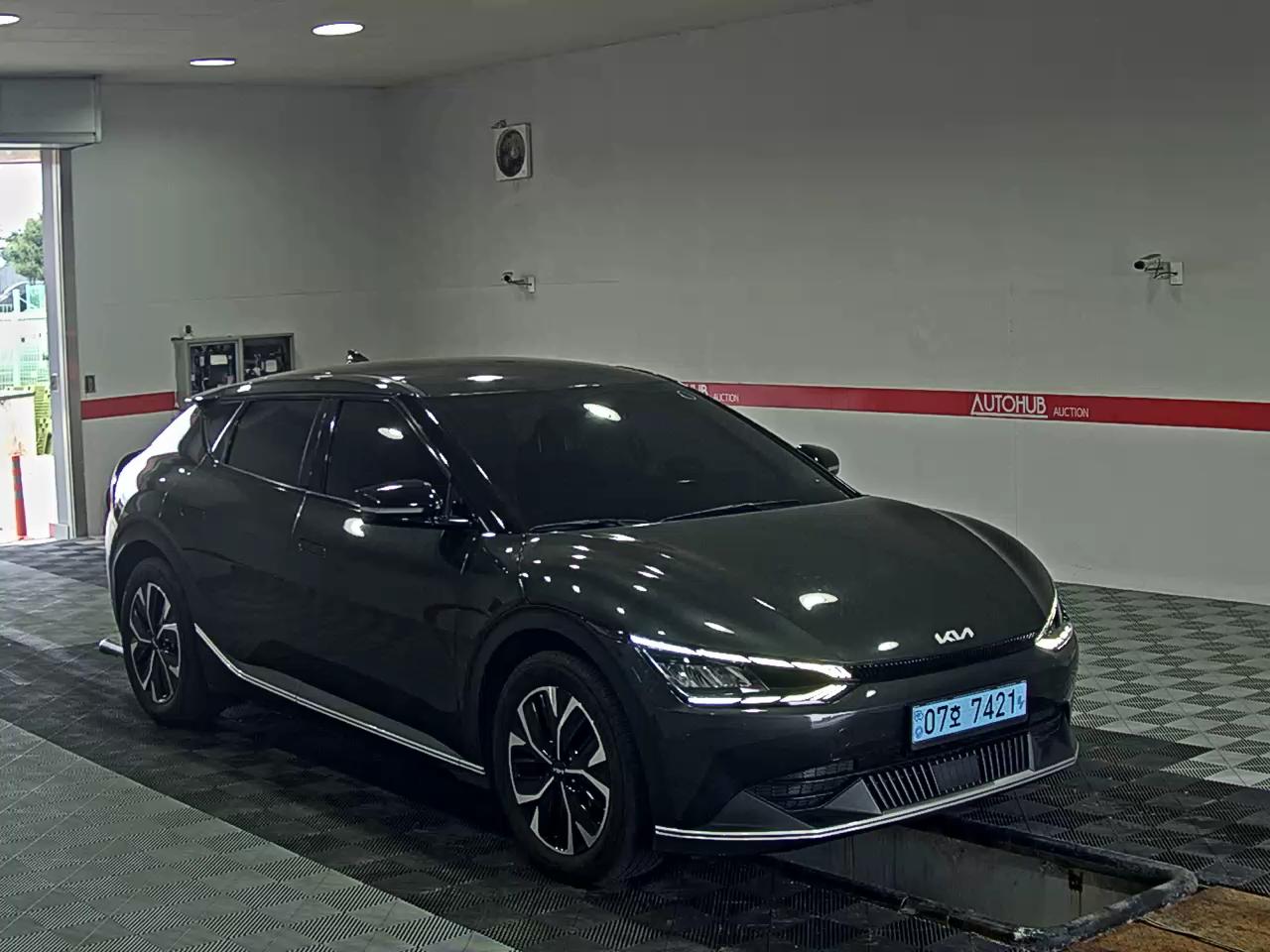 2022 - kia ev6