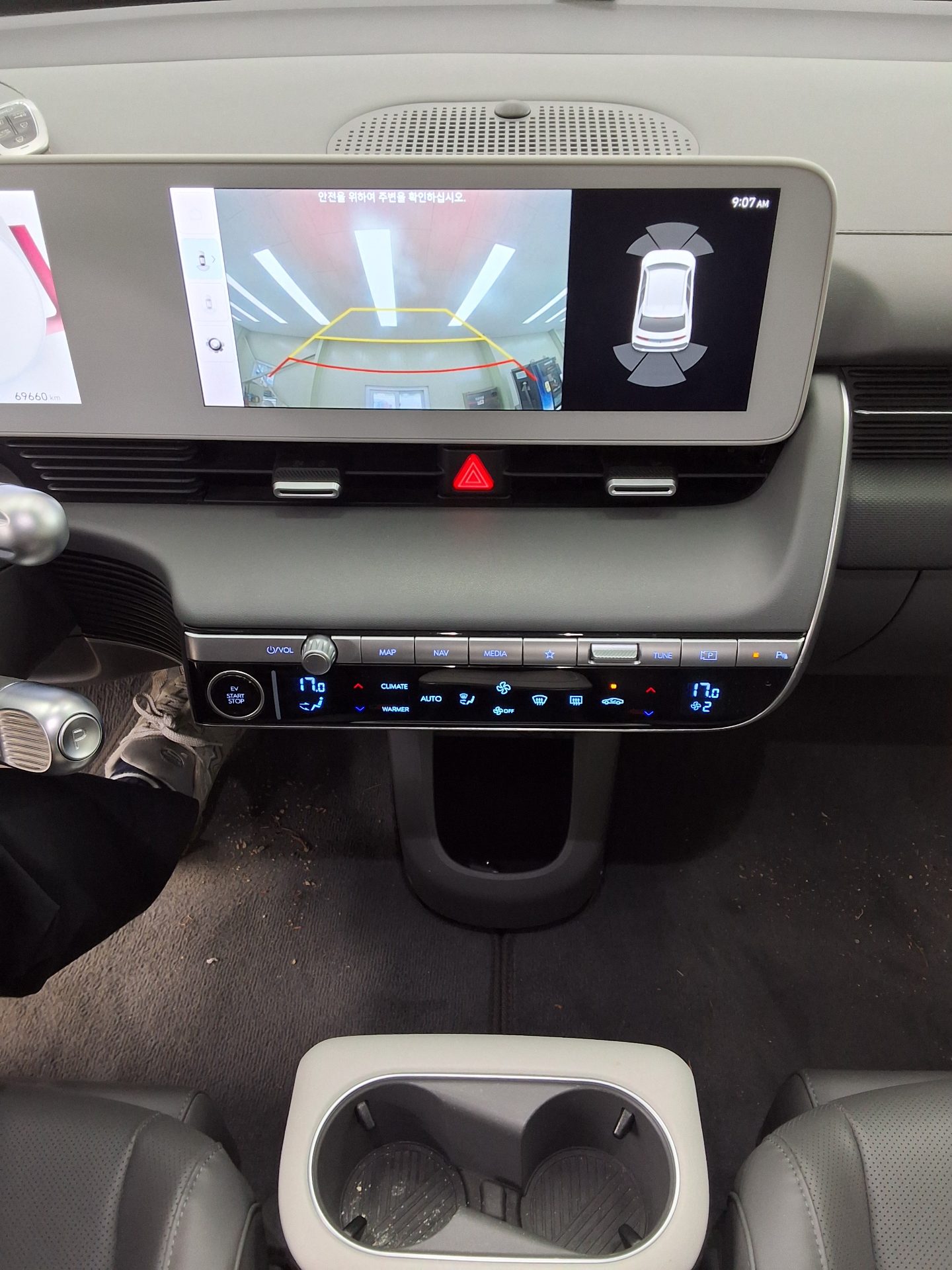 2022 - hyundai ioniq