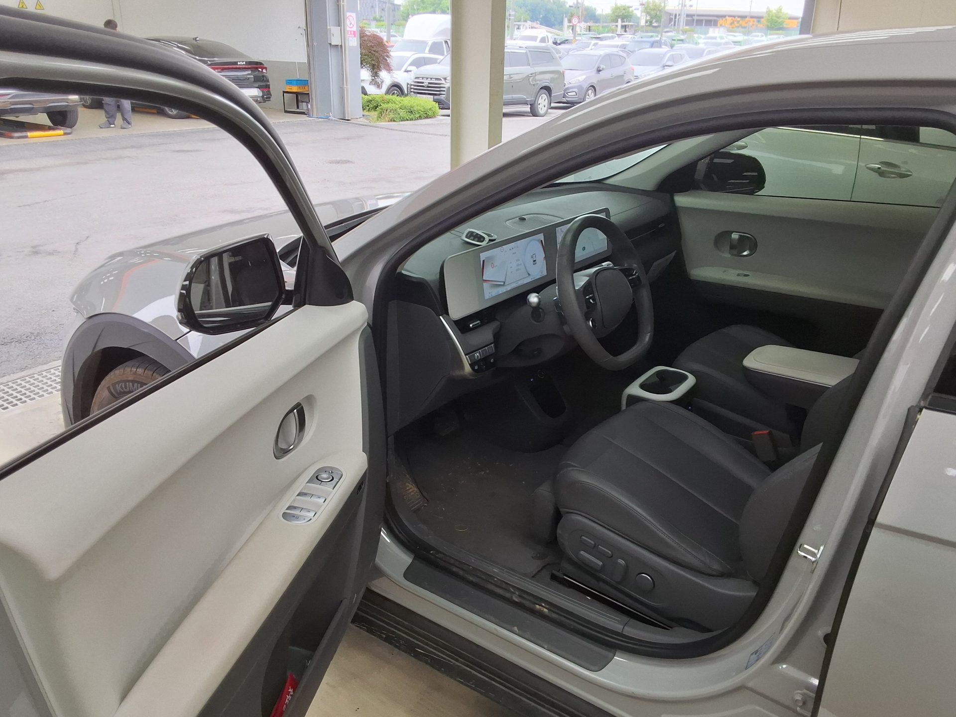 2022 - hyundai ioniq
