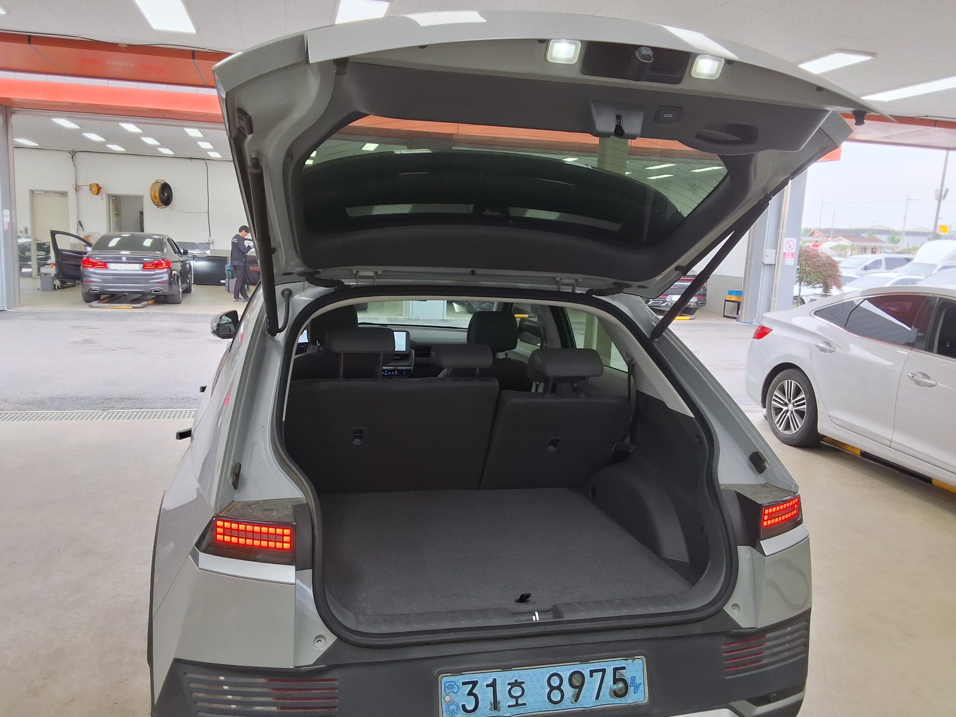 2022 - hyundai ioniq
