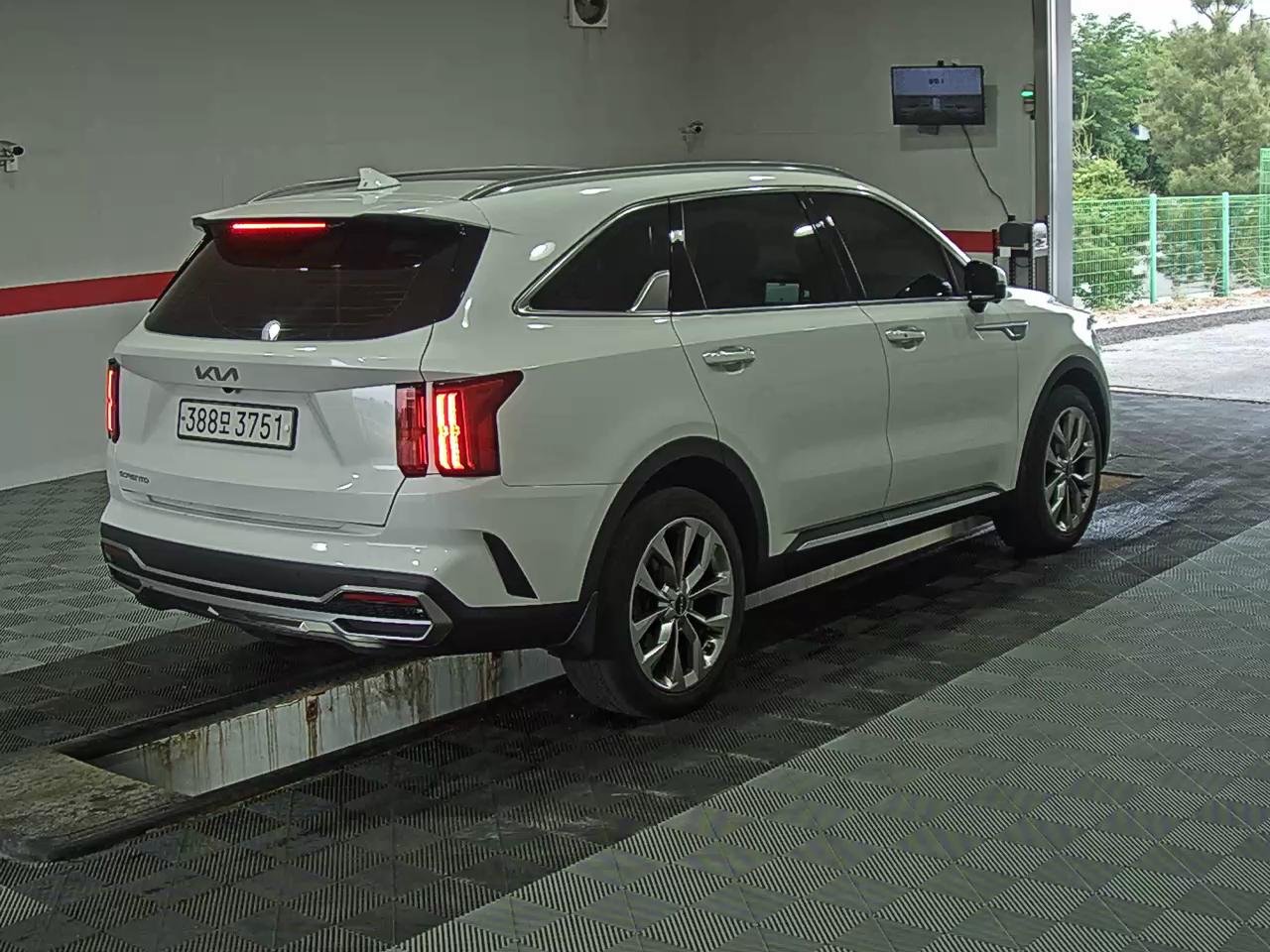 2023 - kia sorento
