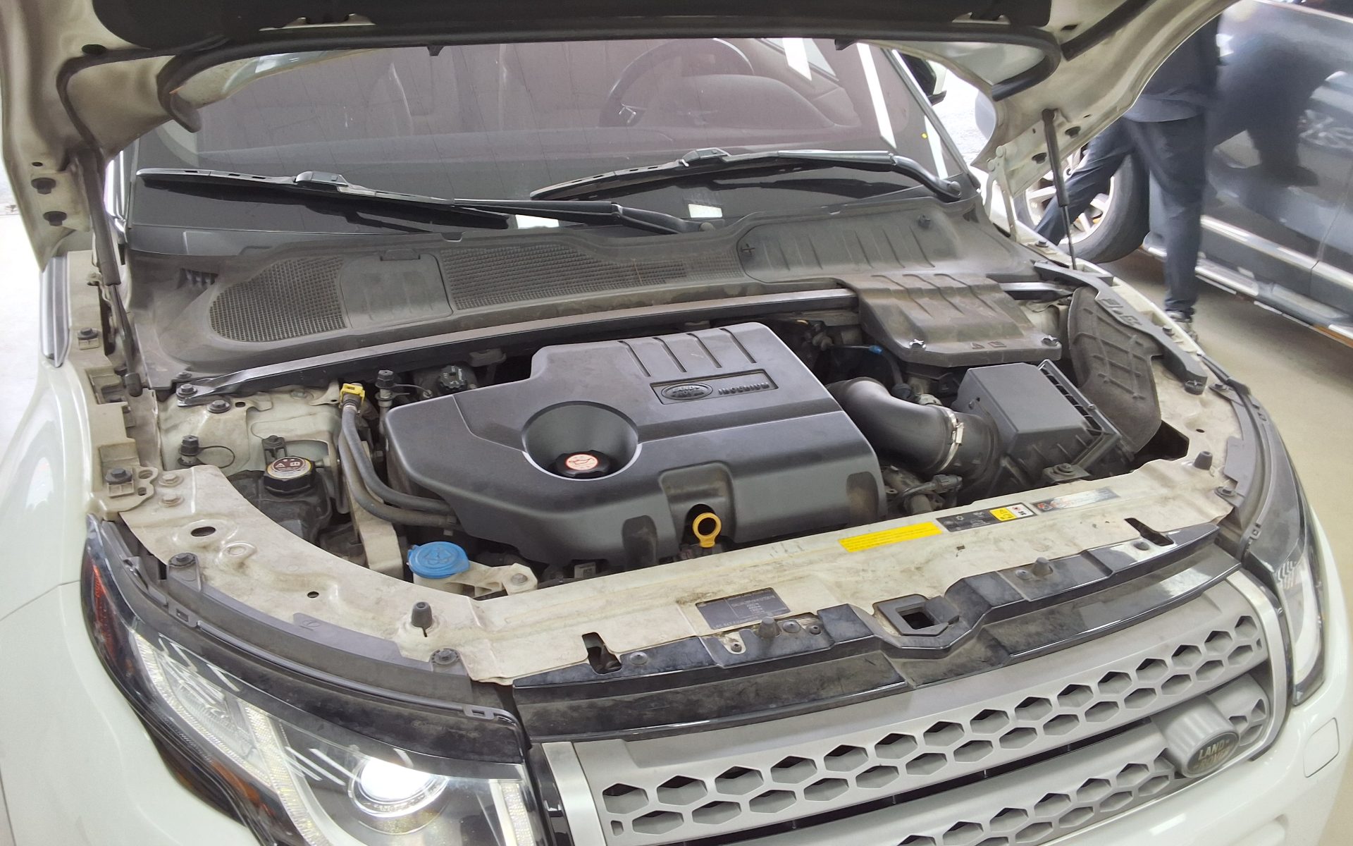 2017 - land rover range rover