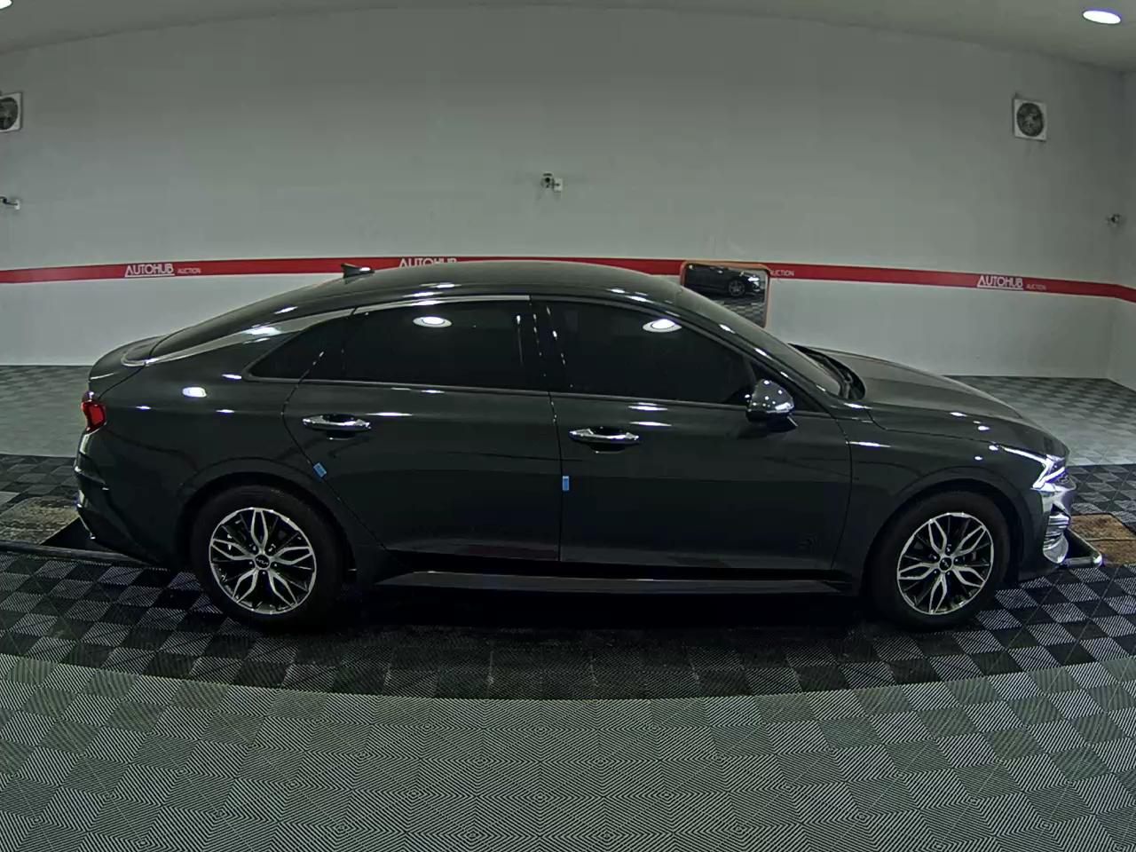 2023 - kia k5