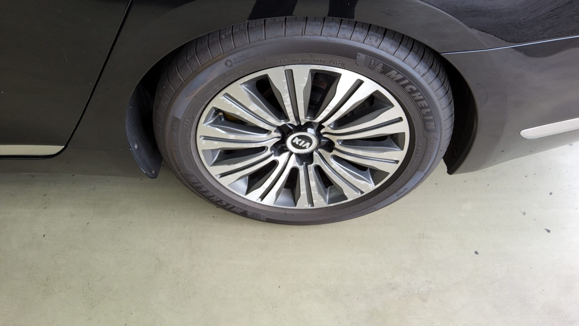 2014 - kia k9
