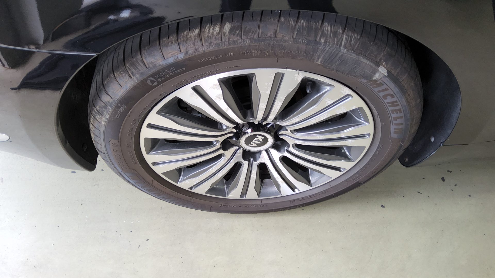 2014 - kia k9