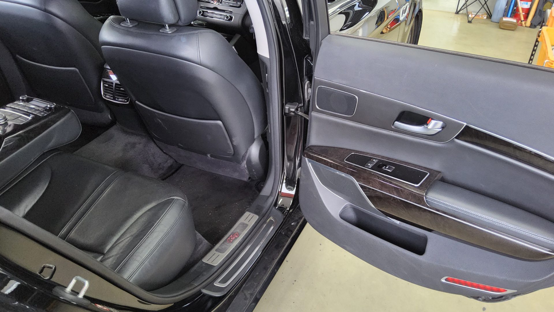 2014 - kia k9