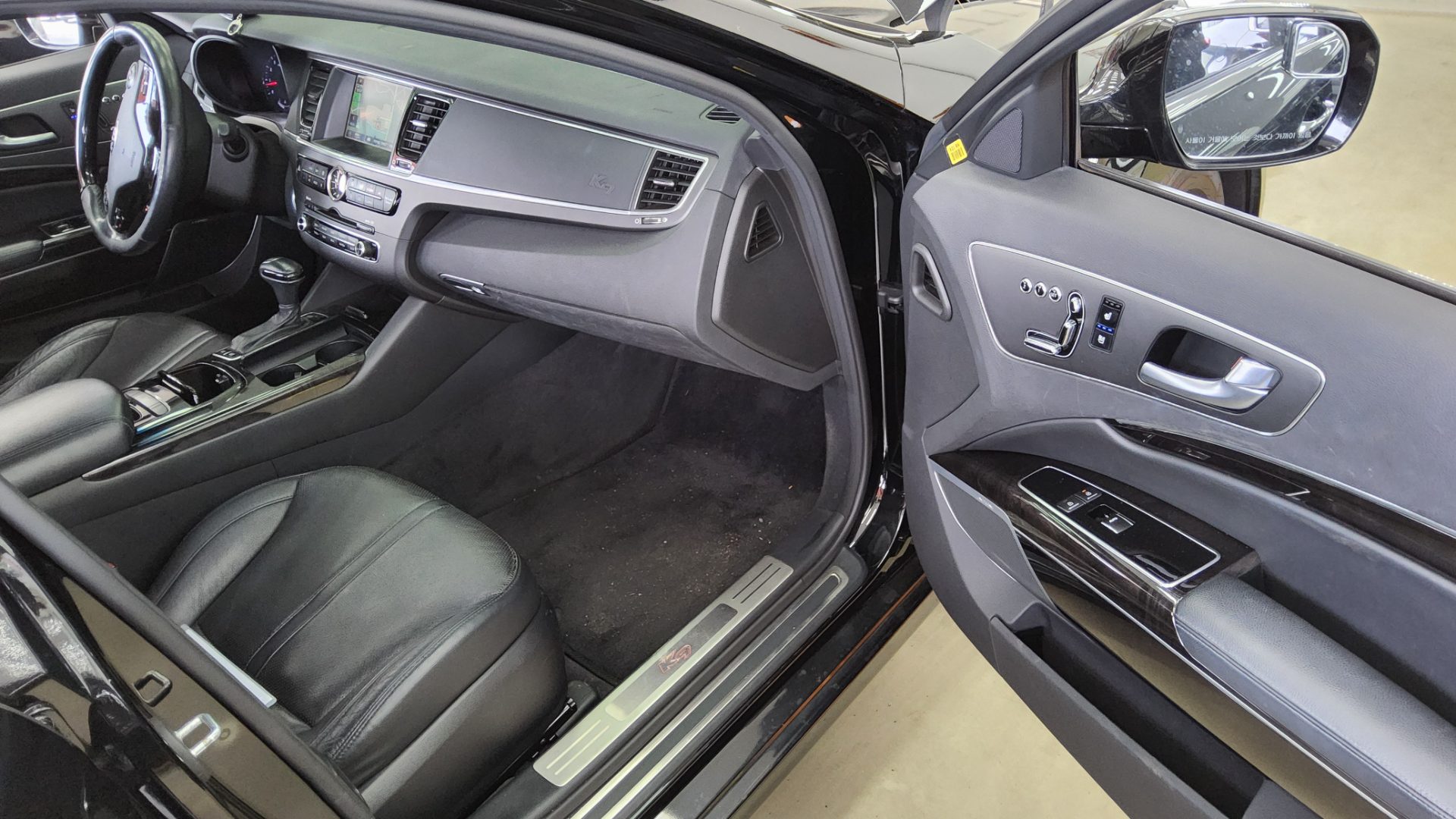 2014 - kia k9