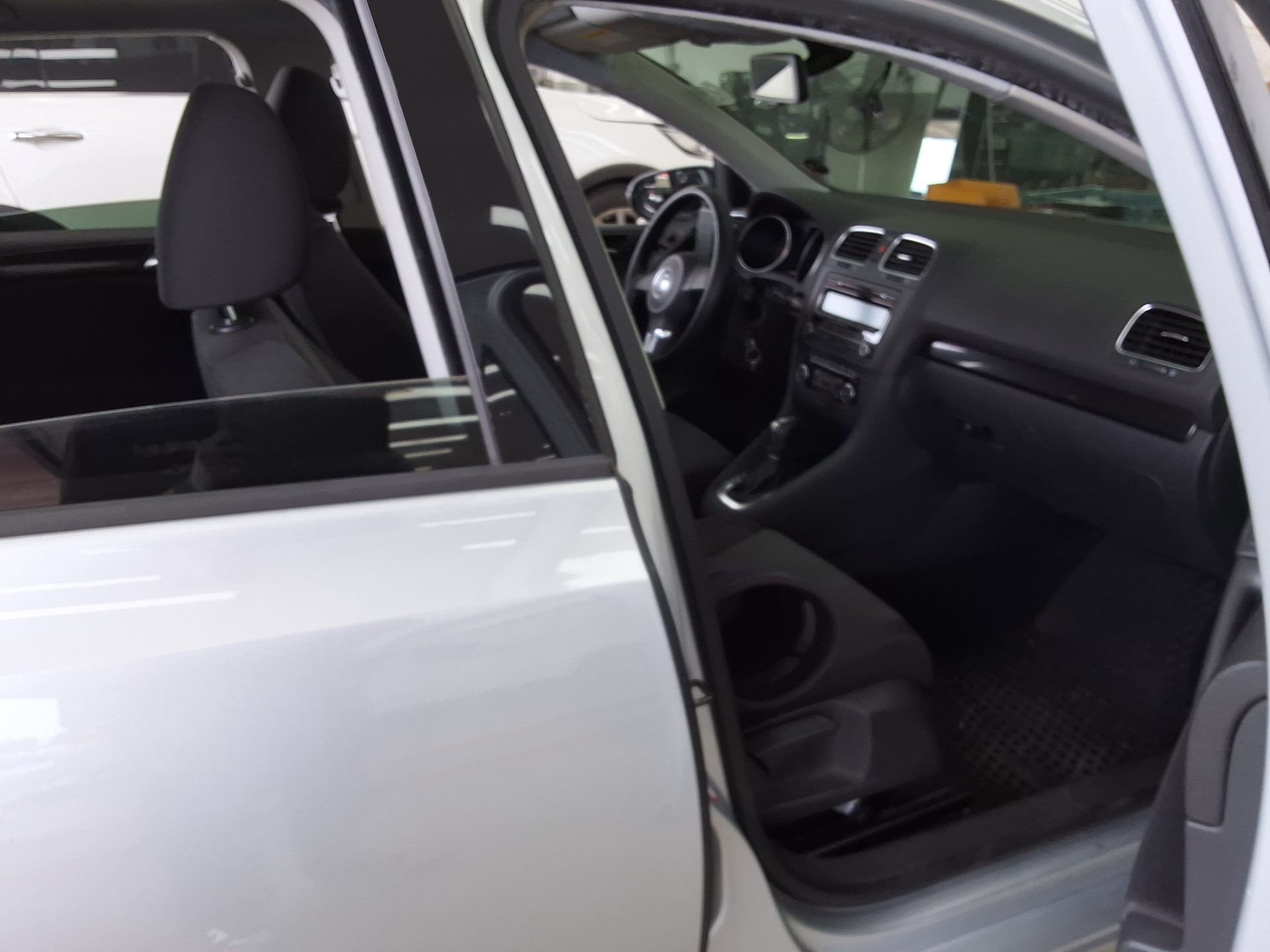 2012 - volkswagen golf