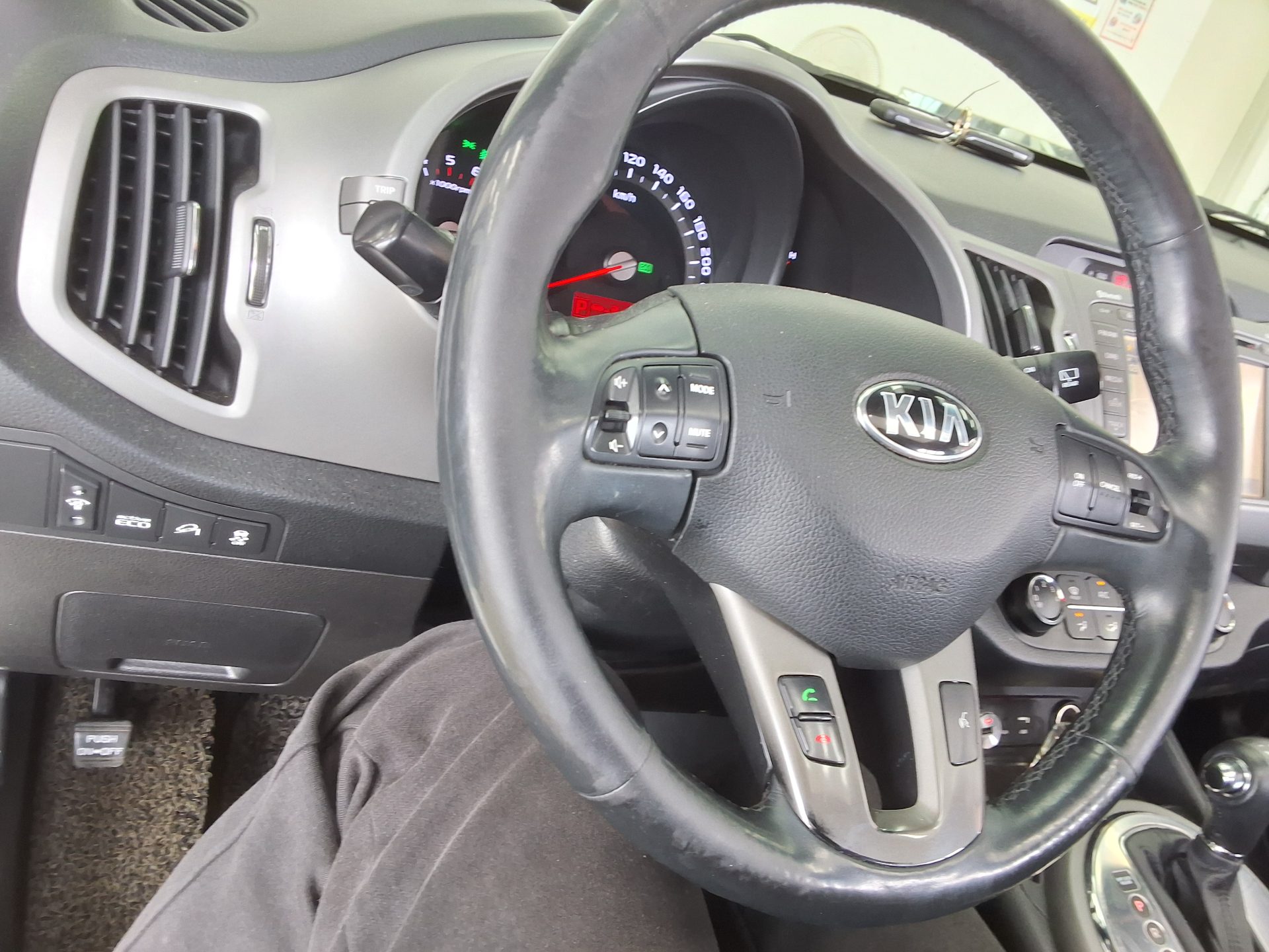 2016 - kia sportage