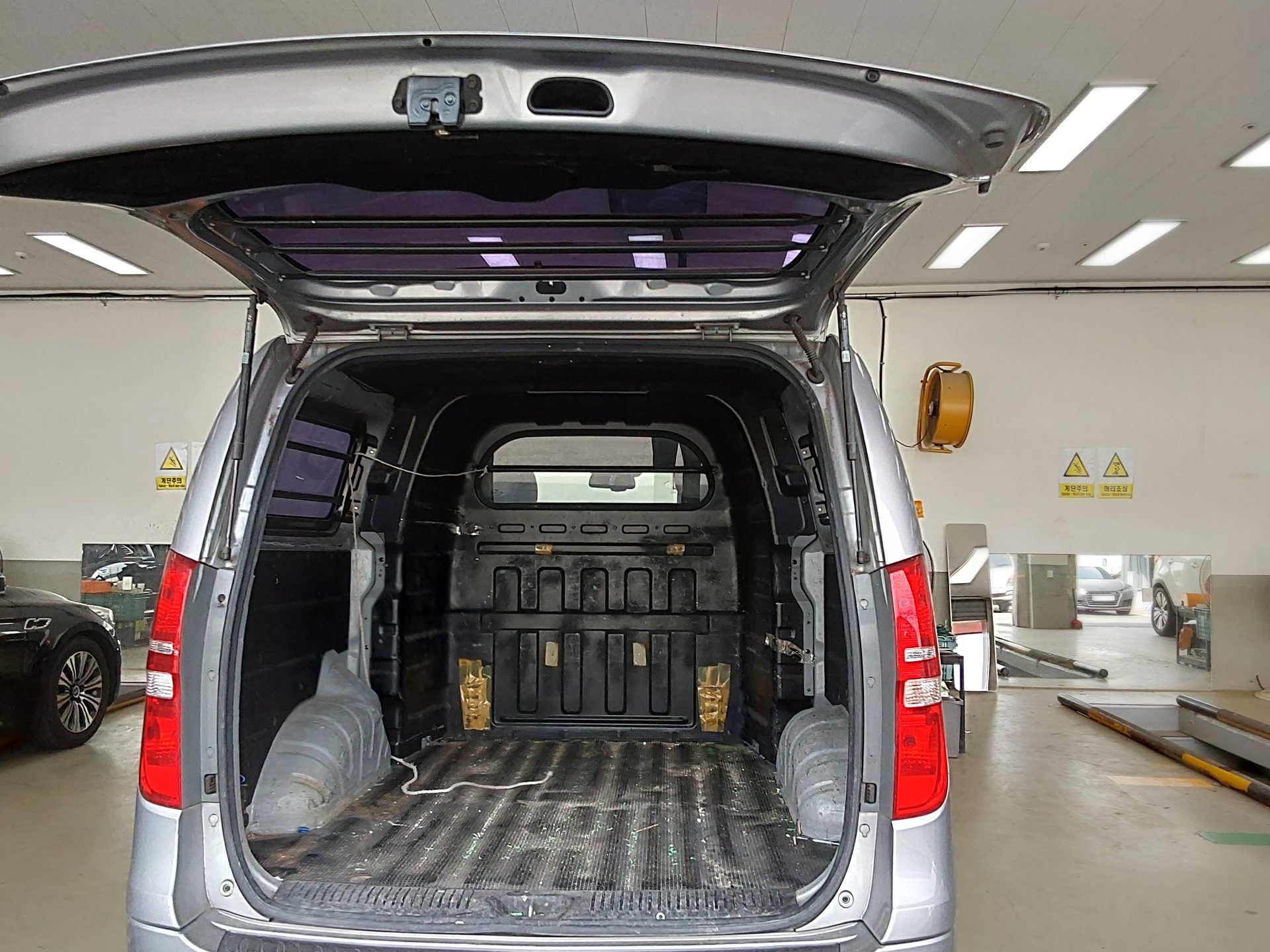 2015 - hyundai grand starex