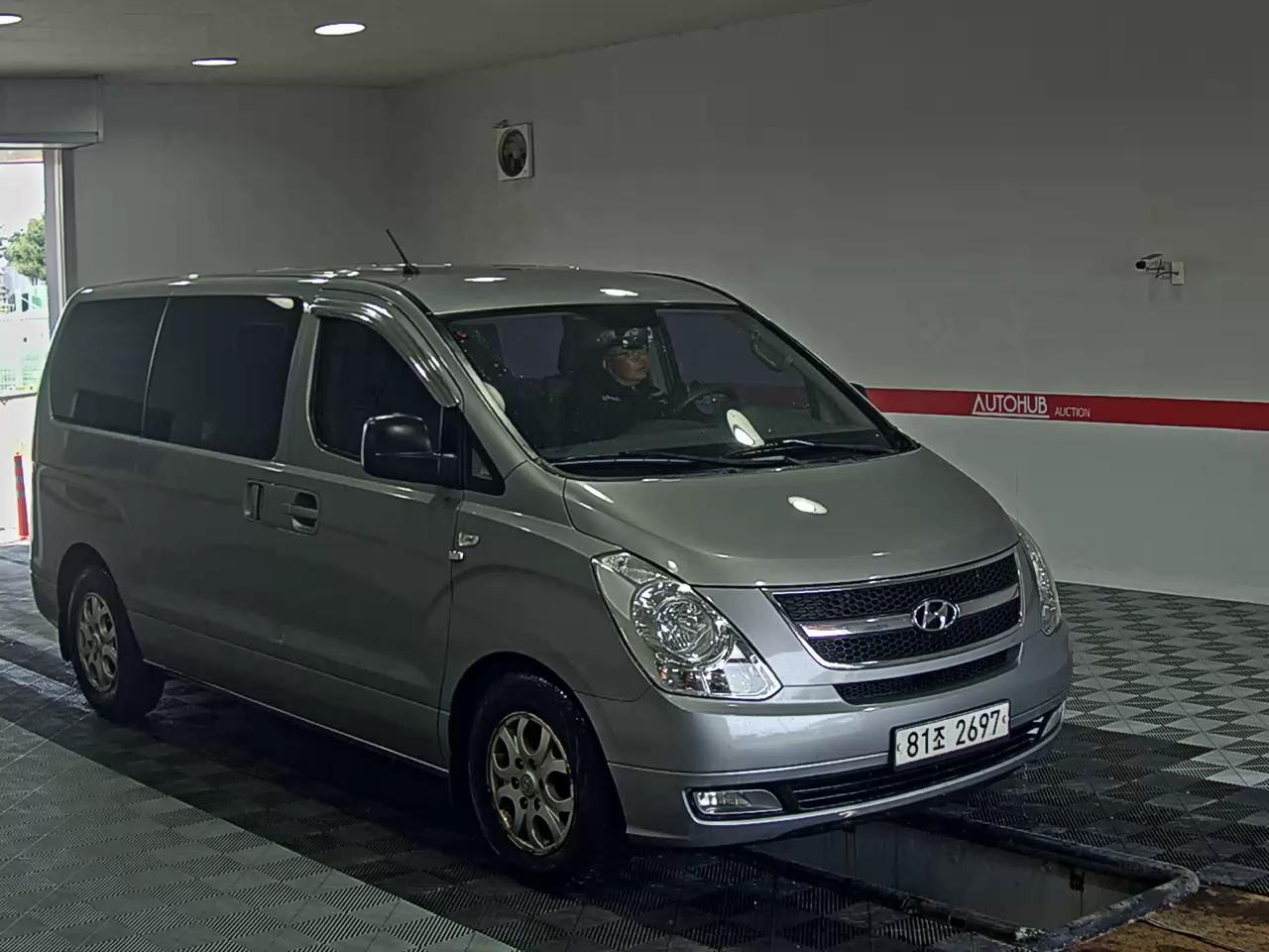 2015 - hyundai grand starex