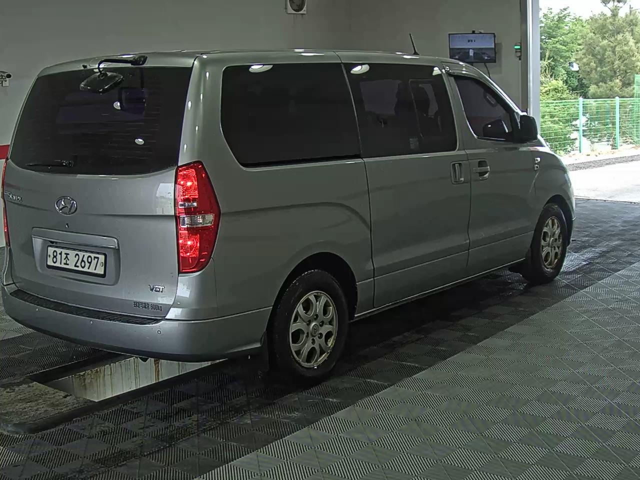 2015 - hyundai grand starex
