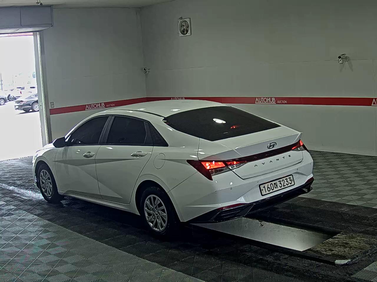 2022 - hyundai avante