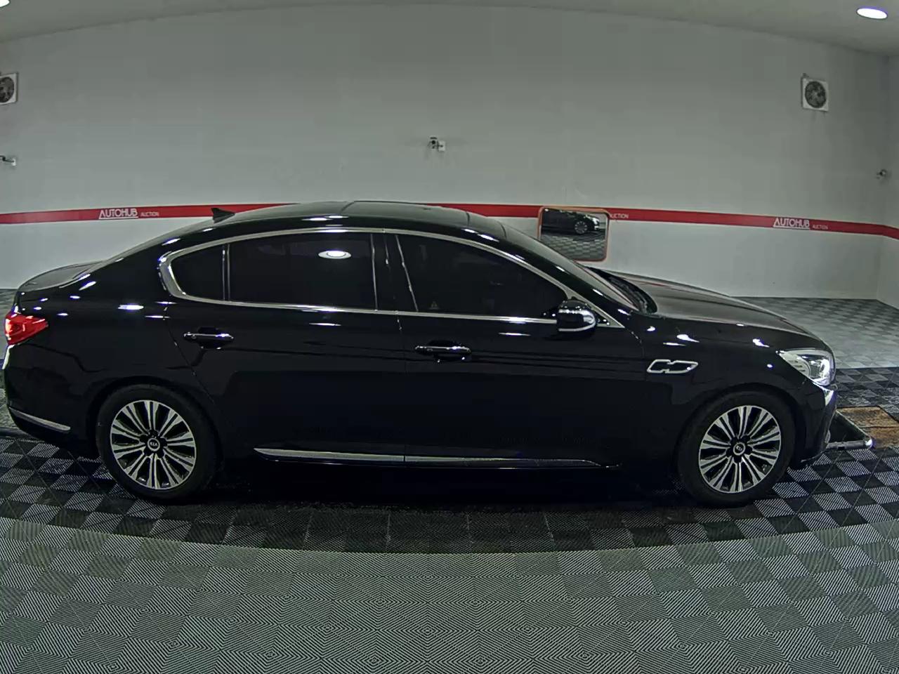 2014 - kia k9