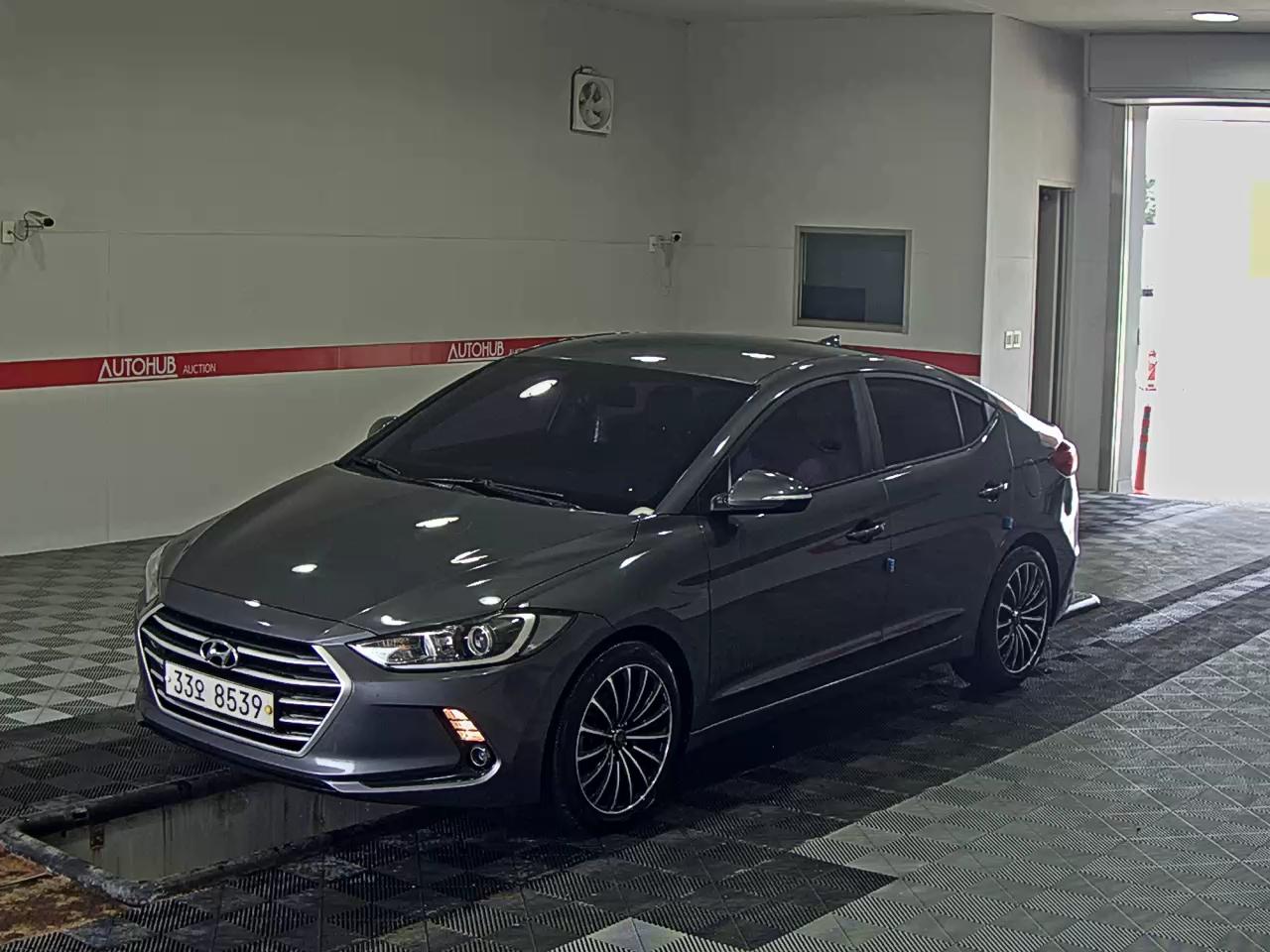 HYUNDAI AVANTE GDi VALUE