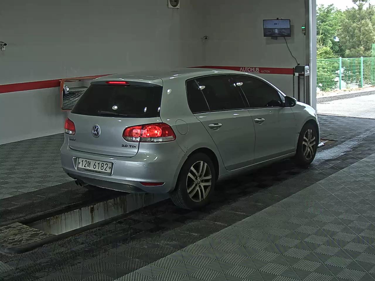 2012 - volkswagen golf