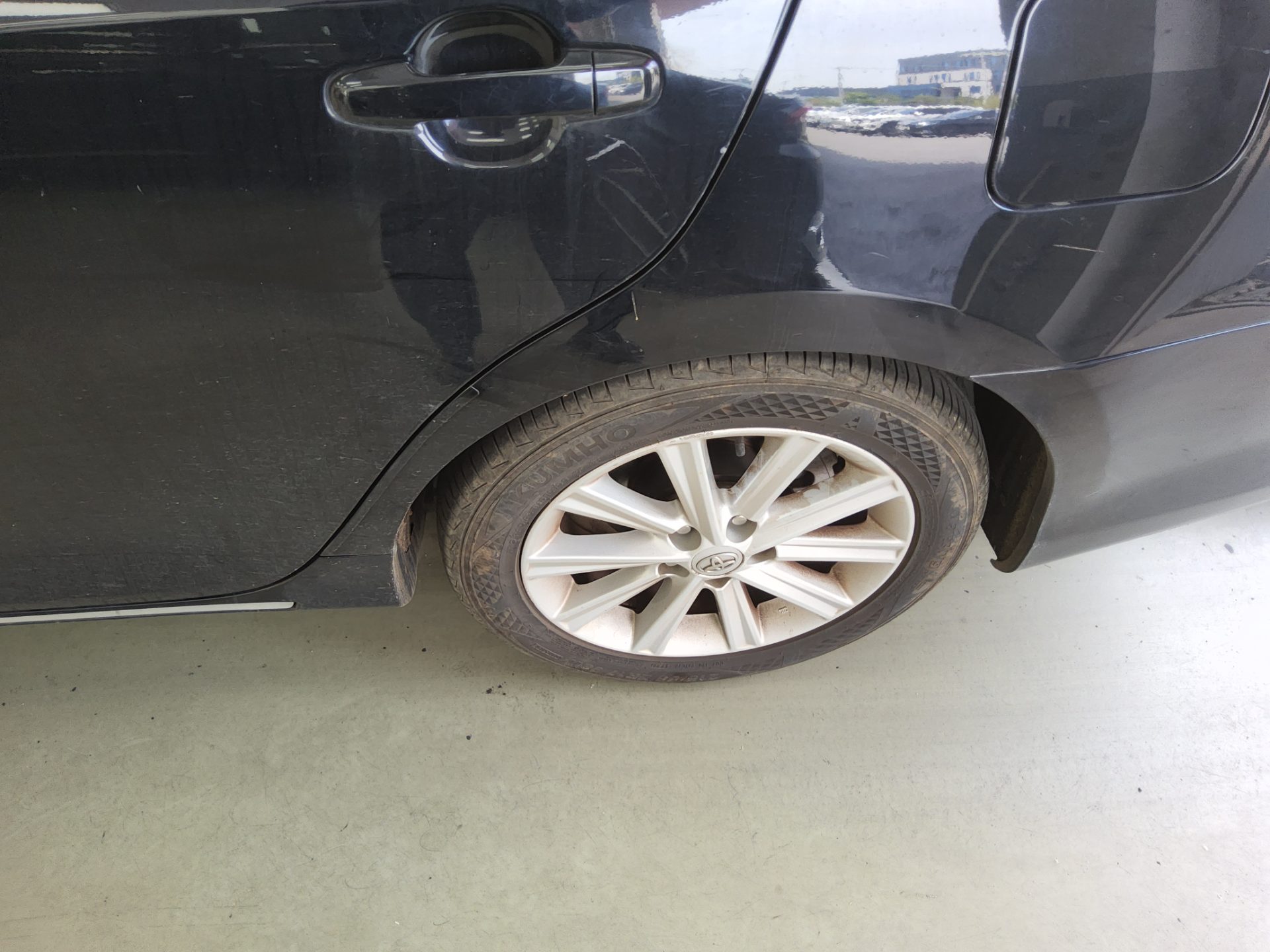 2012 - toyota camry