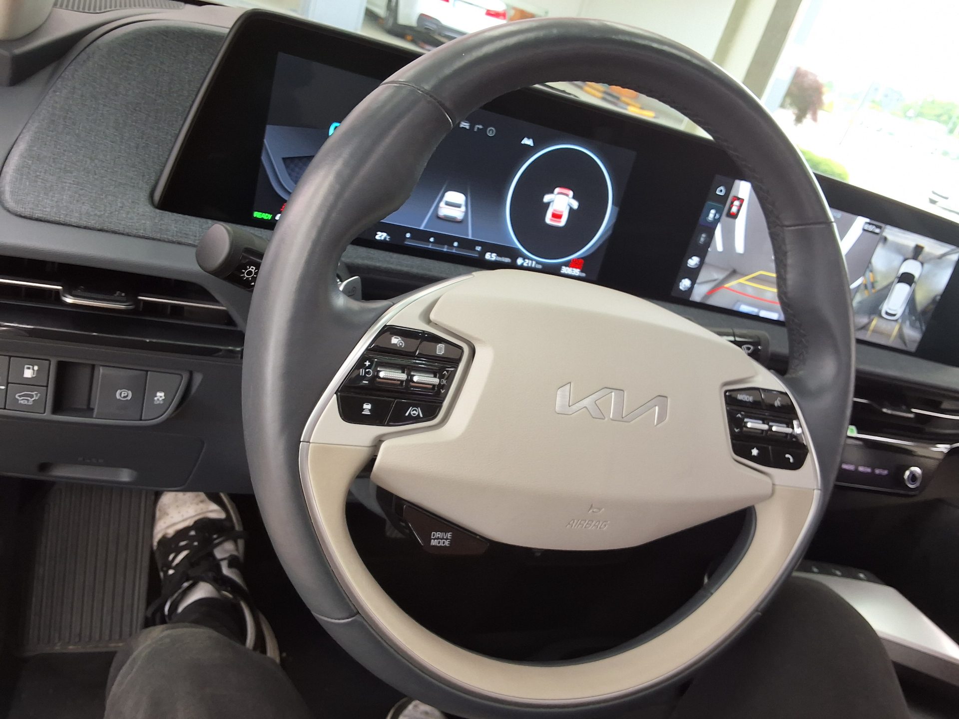 2023 - kia ev6