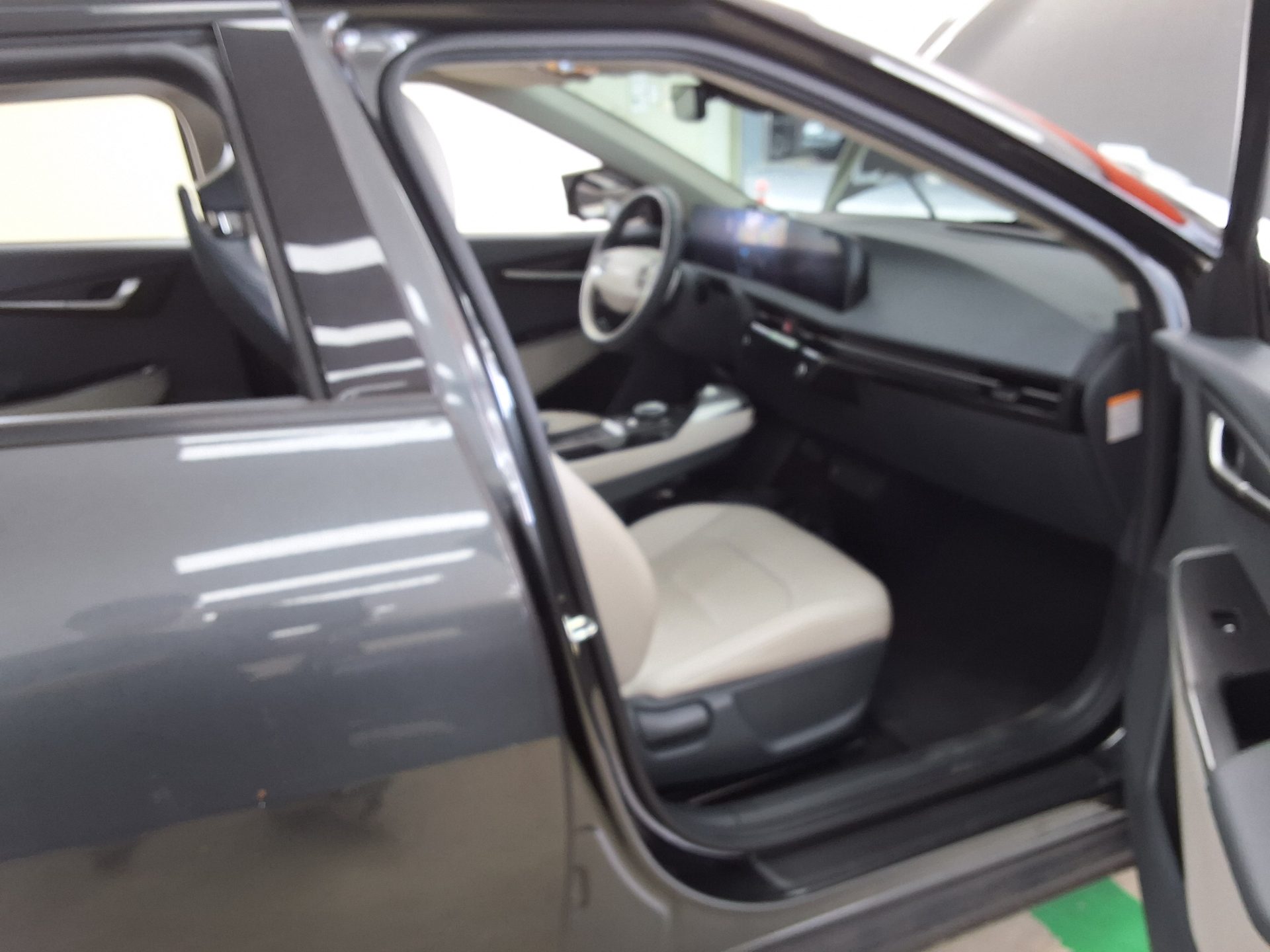 2023 - kia ev6