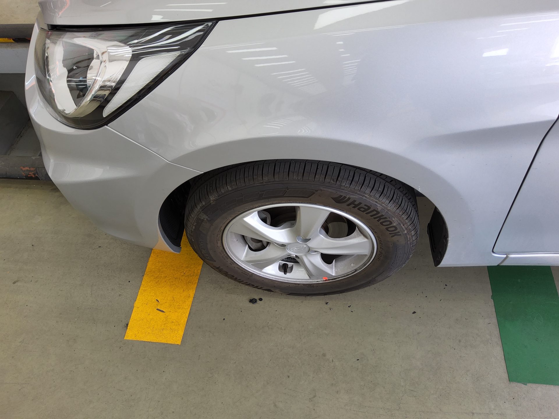 2012 - hyundai accent