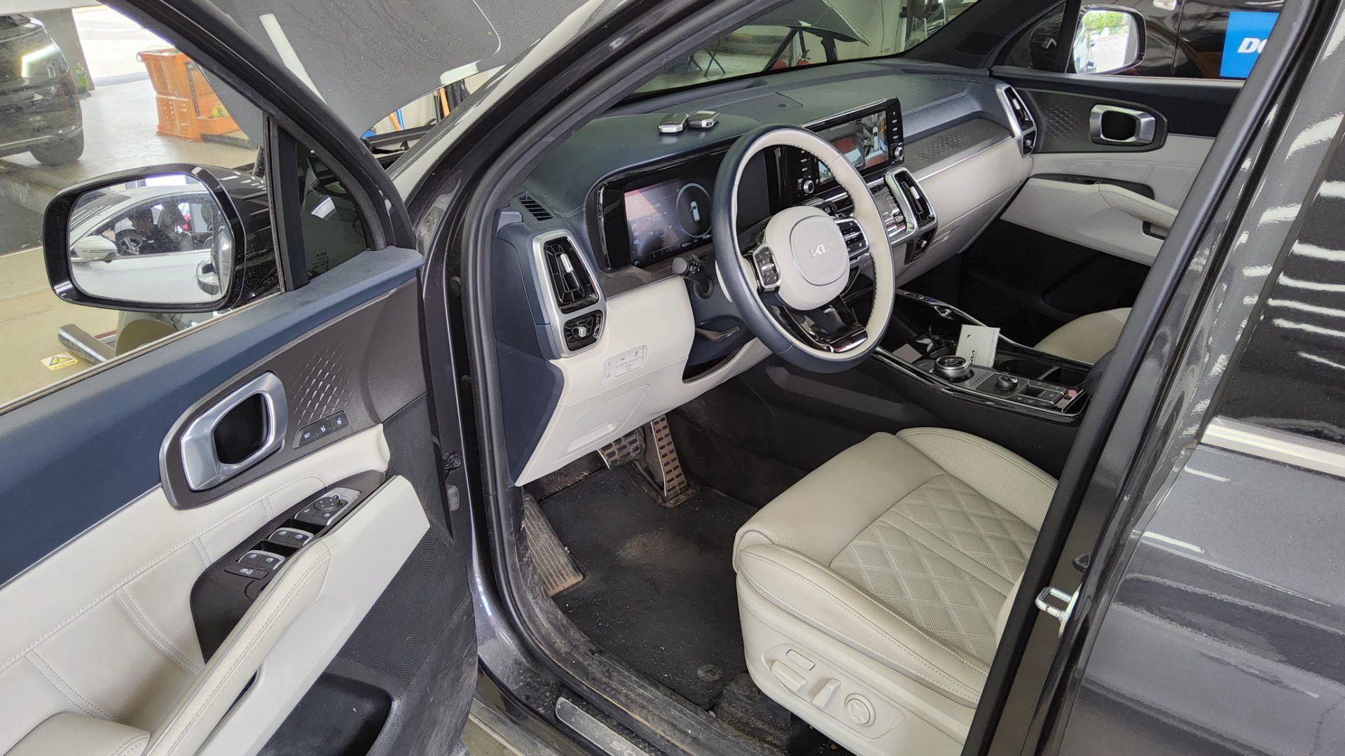 2023 - kia sorento
