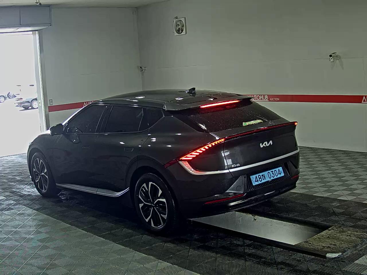 2023 - kia ev6