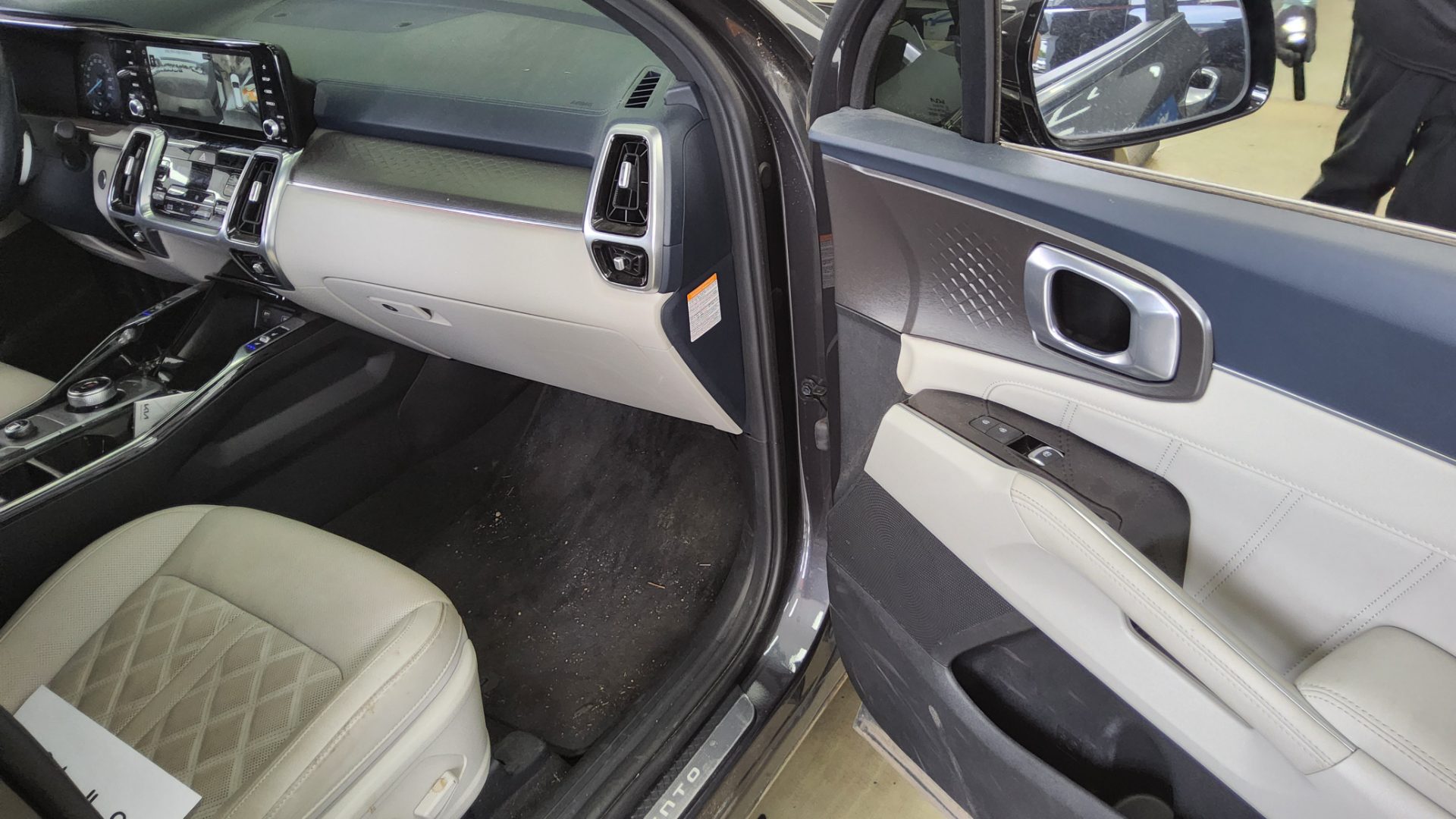 2023 - kia sorento