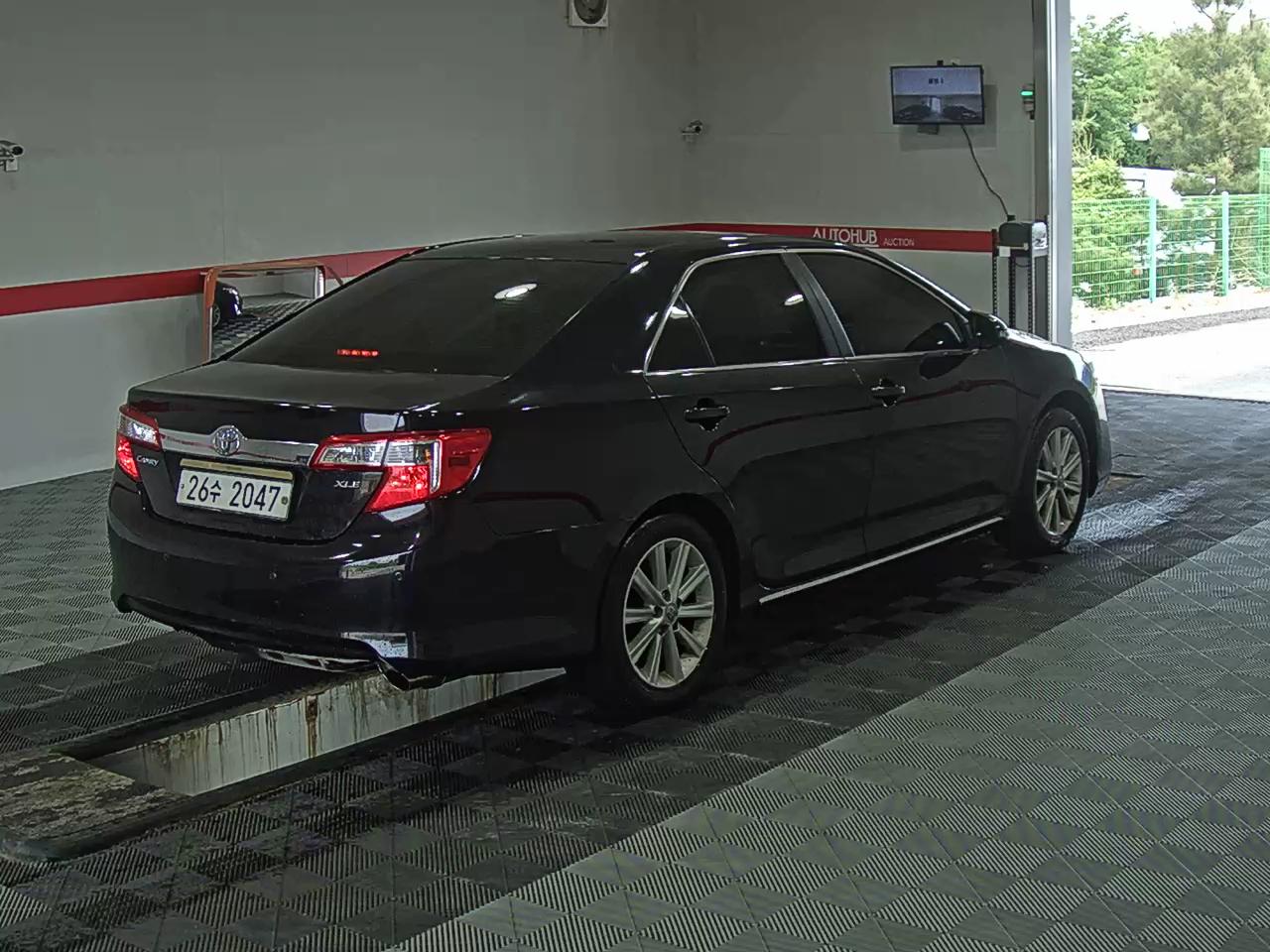 2012 - toyota camry
