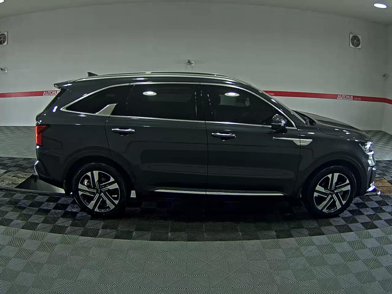 2023 - kia sorento