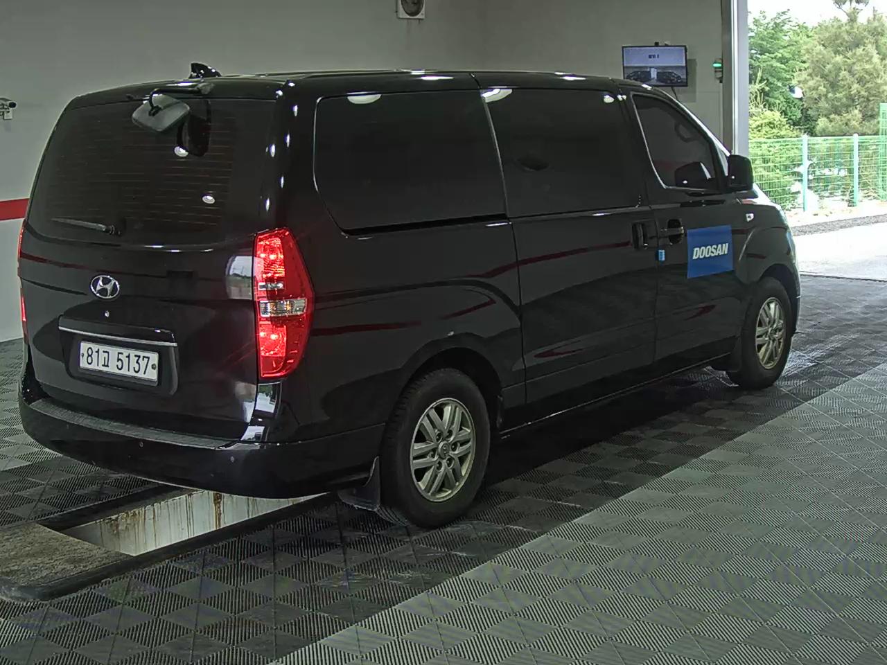 2020 - hyundai grand starex