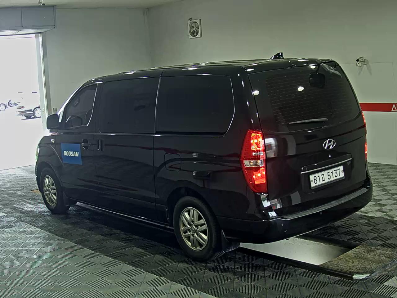 2020 - hyundai grand starex