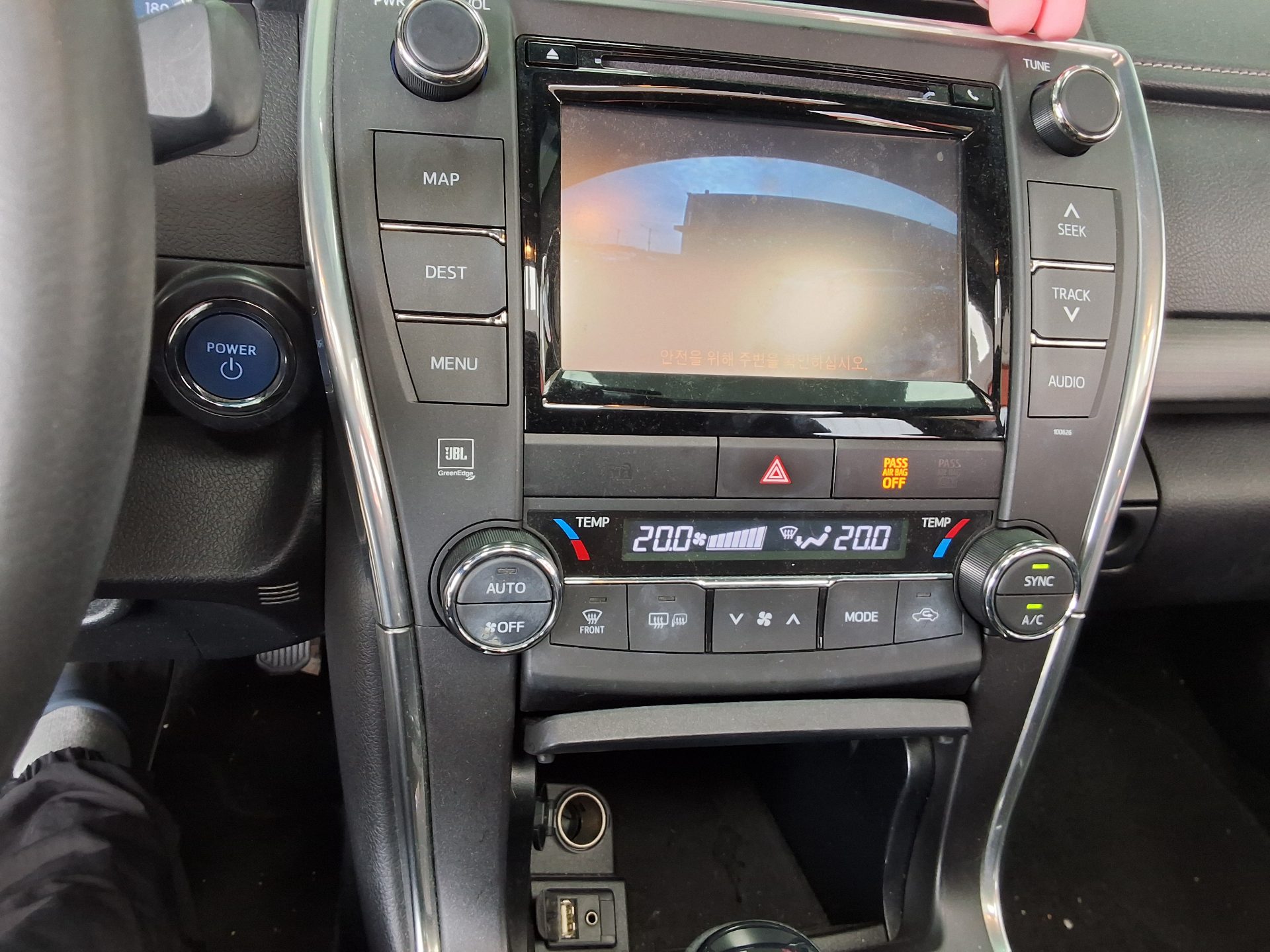 2017 - toyota camry
